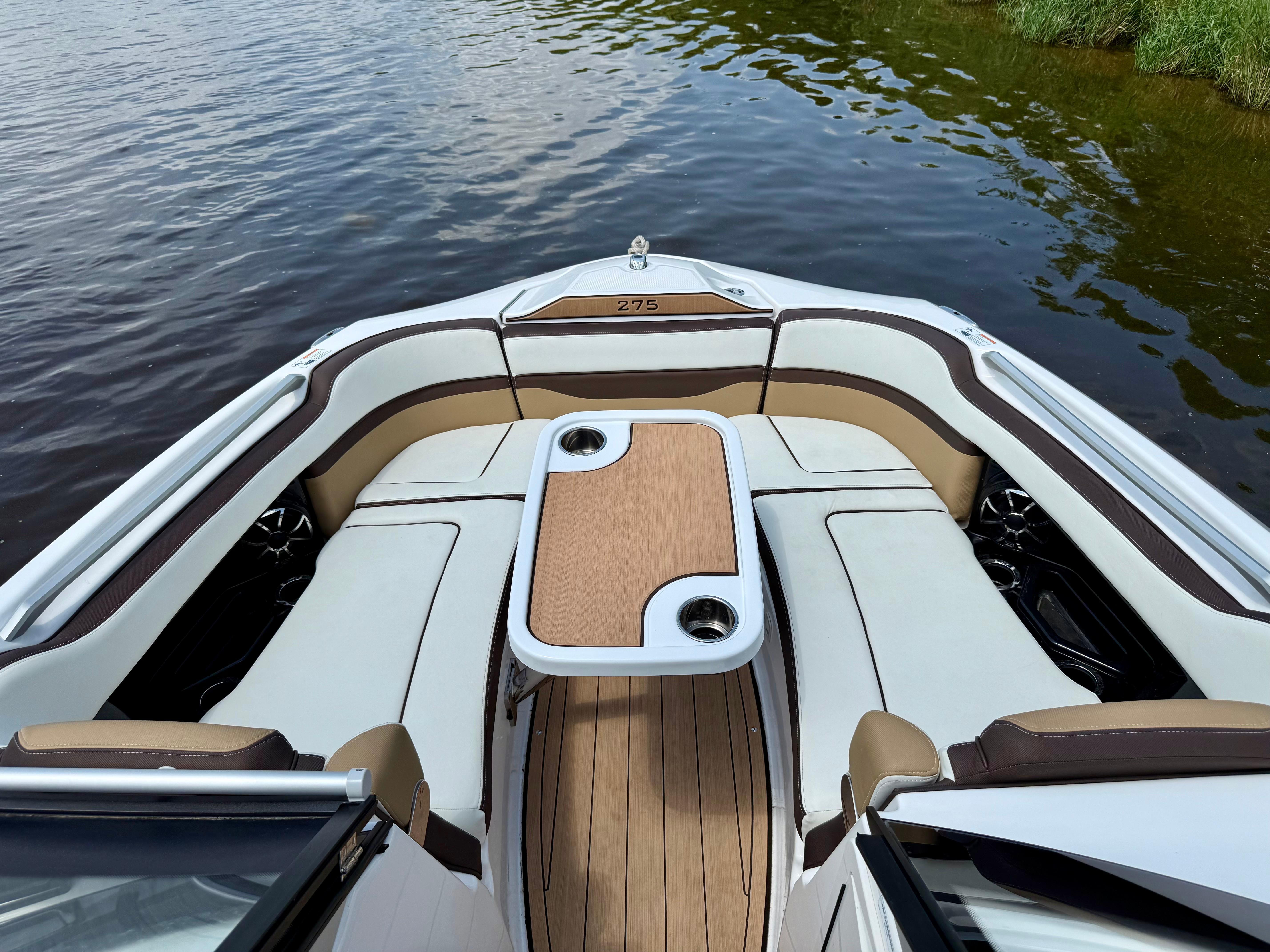 2022 Yamaha Boats 275SD - 10