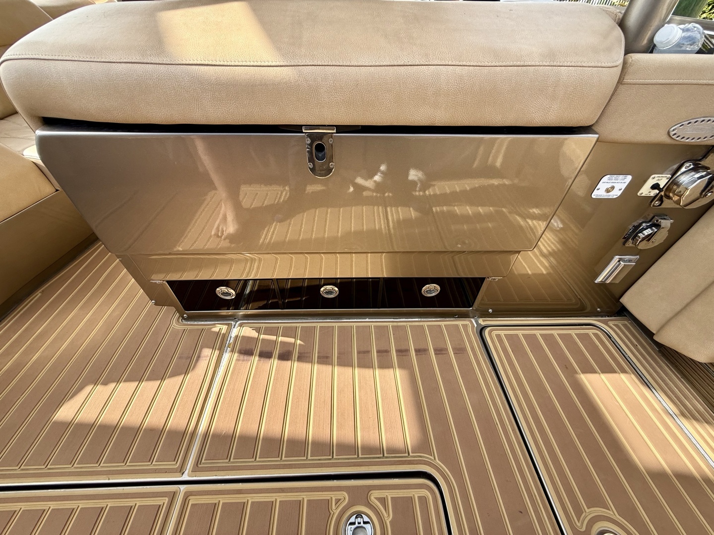 2020 Nor-Tech 550 SPORT CENTER CONSOLE - Image 29