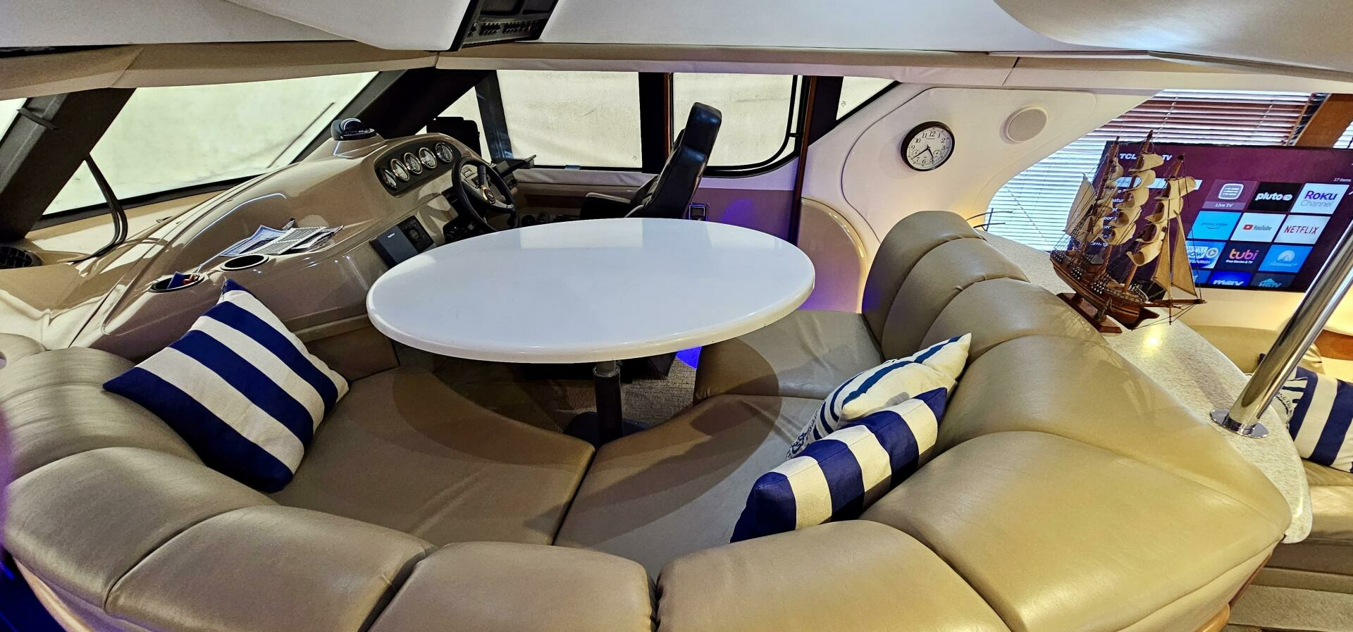1999 Carver 450 Pilothouse - Image 31