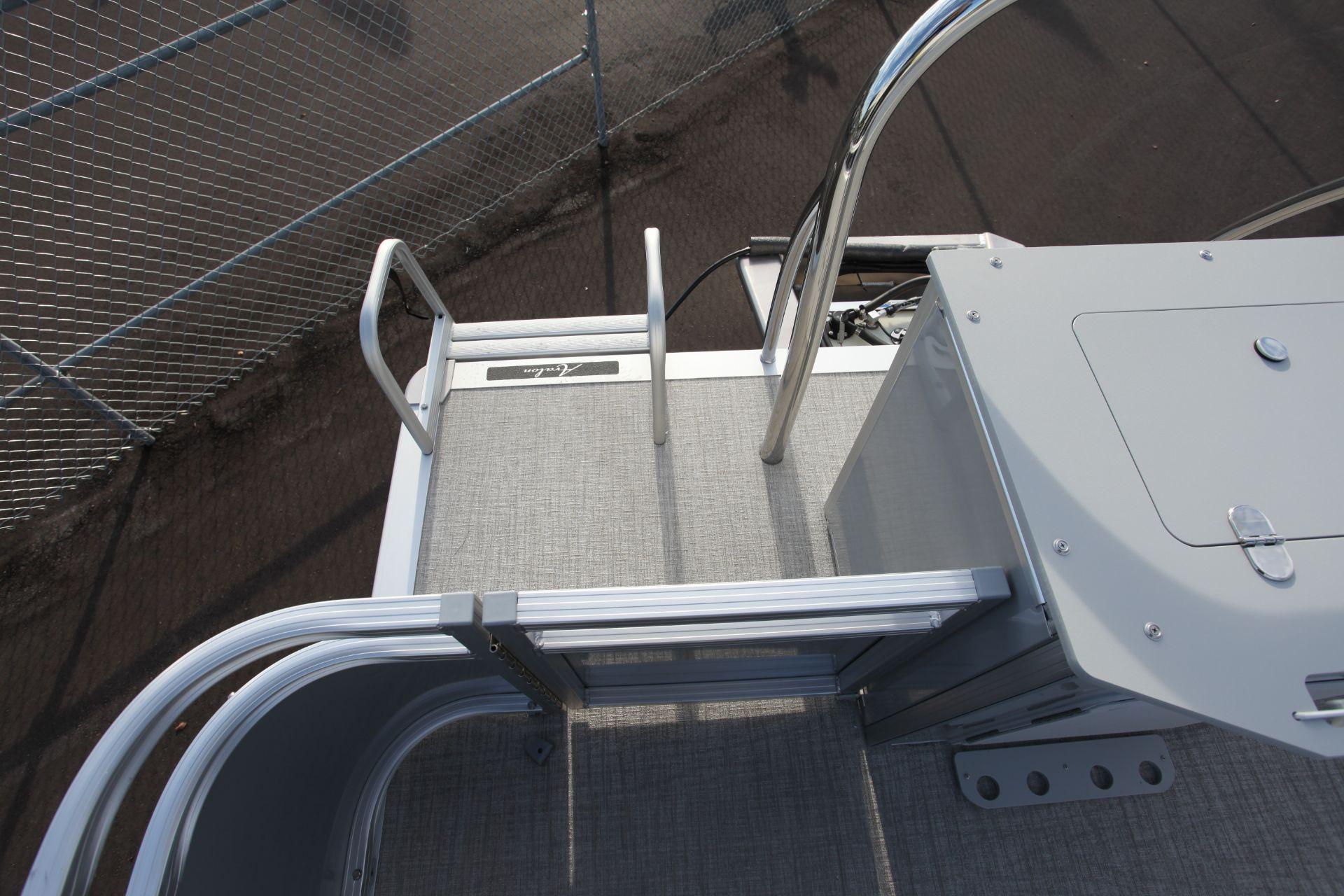 2024 Avalon Venture Fish N Cruise 23 ft. - 18