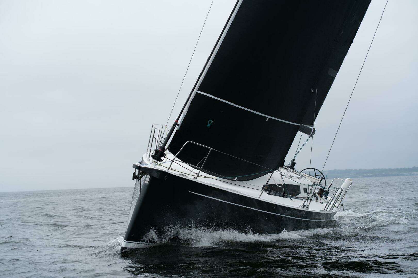 2026 J Boats NEW 2026 - Image 8