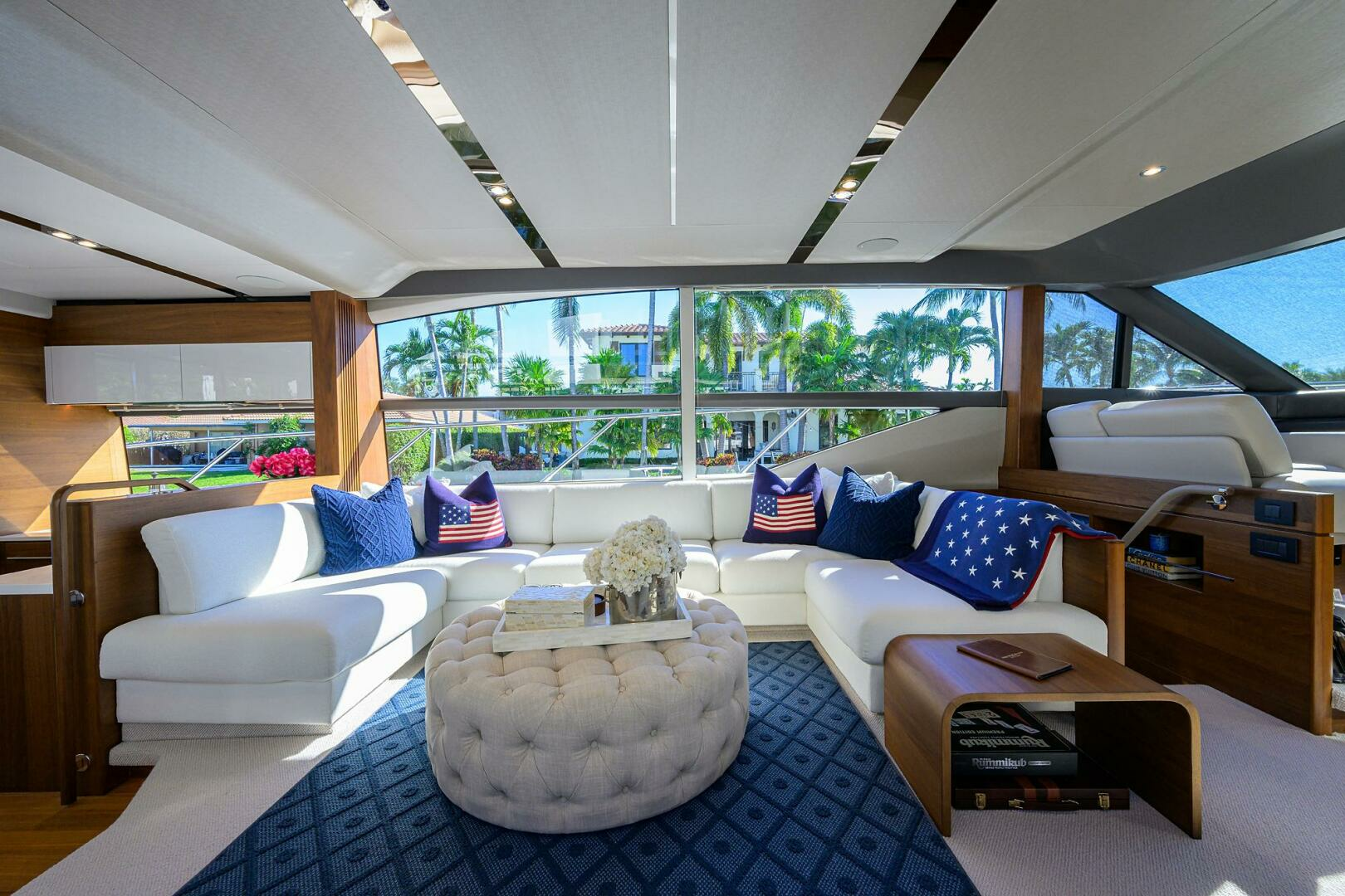 2021 Princess F70 - Image 25
