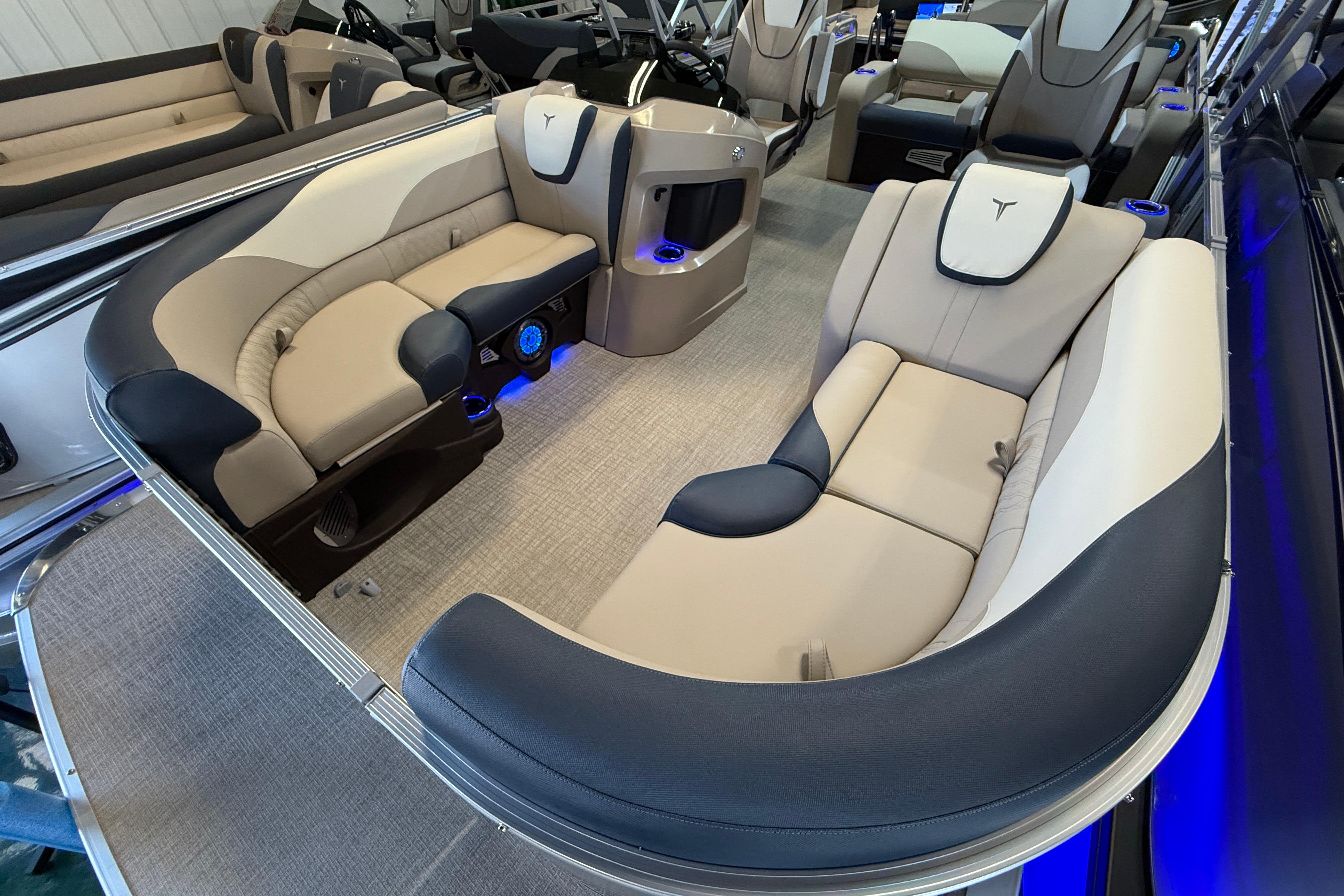 2026 Tahoe Pontoon LTZ Quad Lounger Shift interior with luxurious seating and modern design.