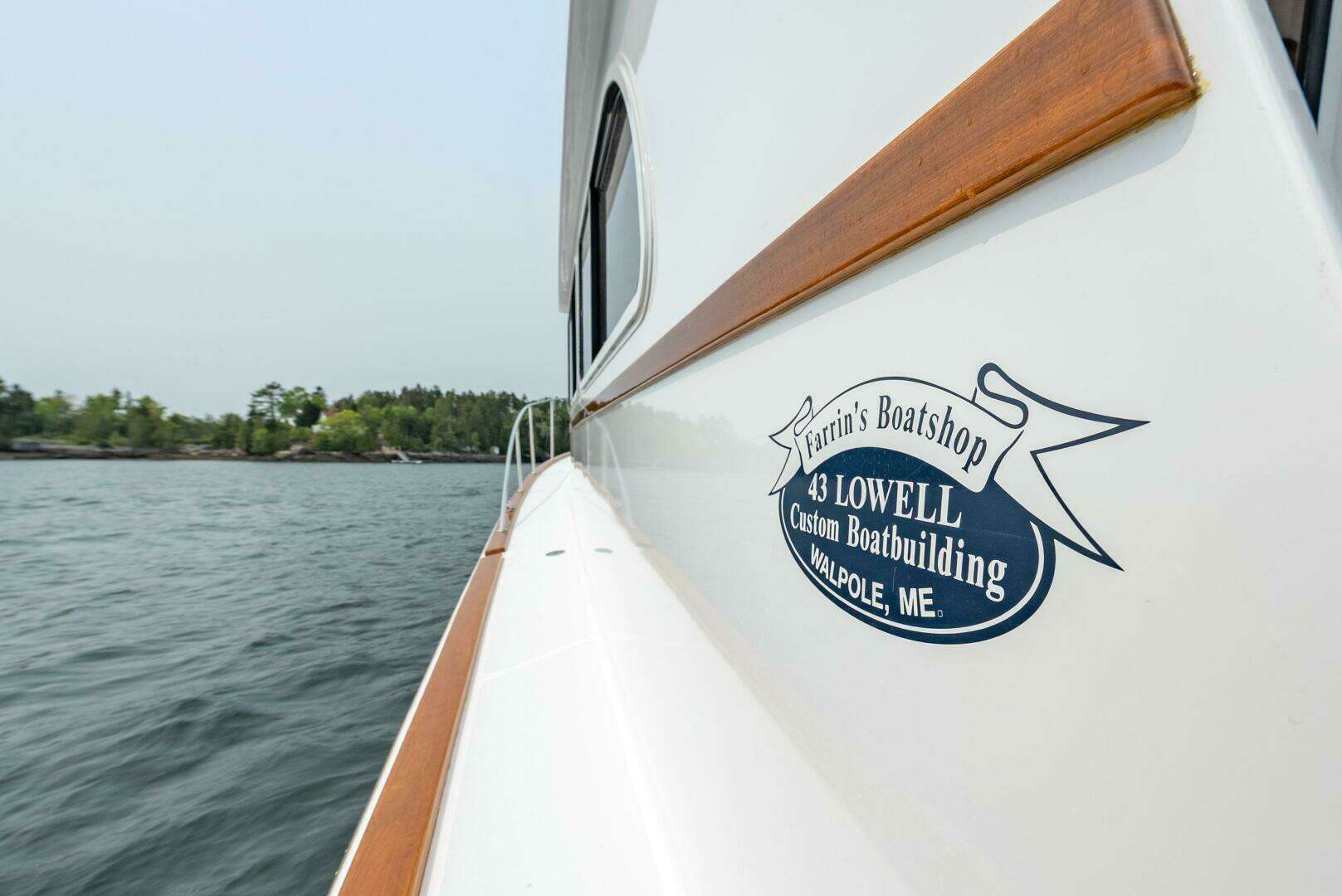 2019 Lowell Flybridge - Image 36