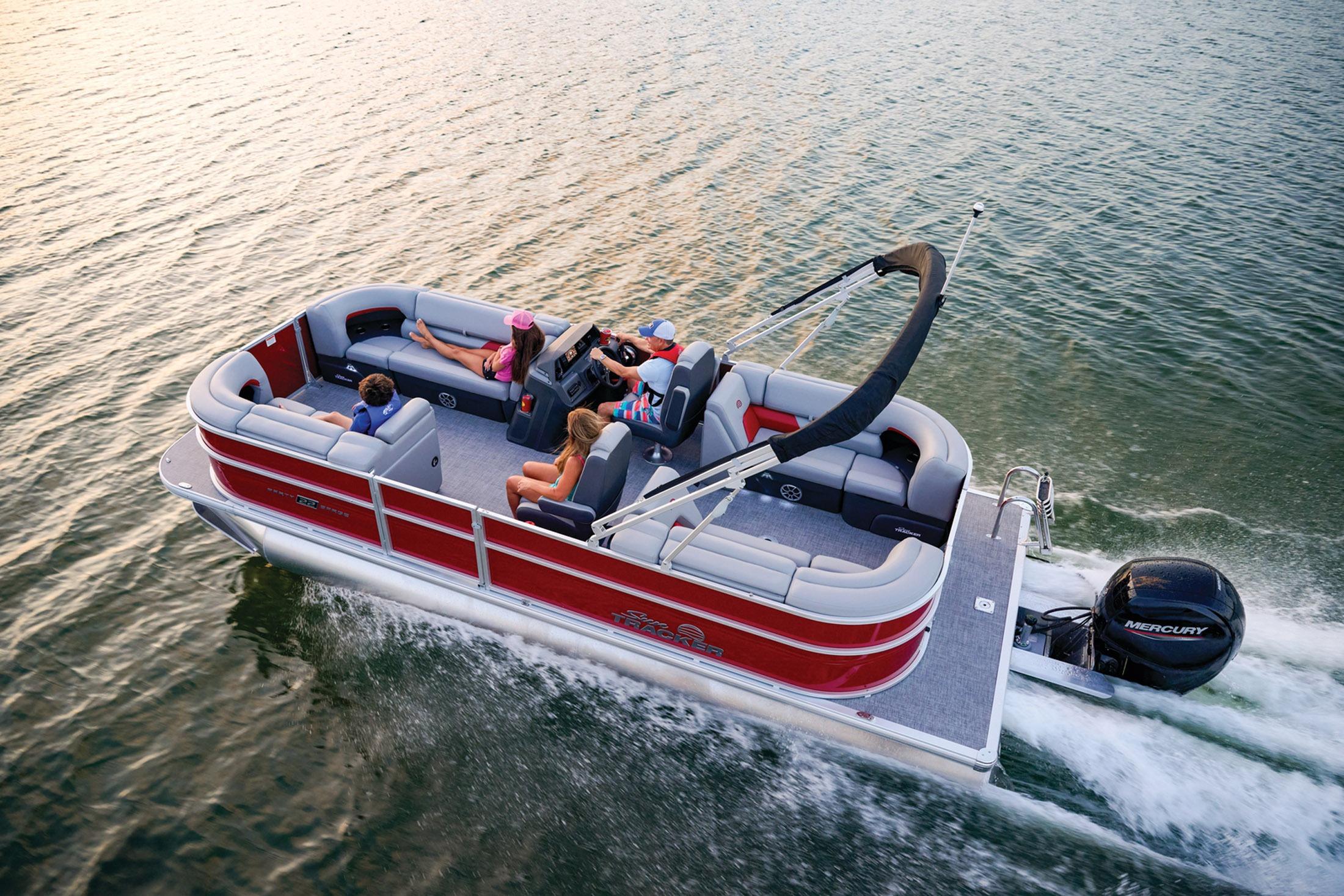 2026 Sun Tracker Party Barge 22 DLX