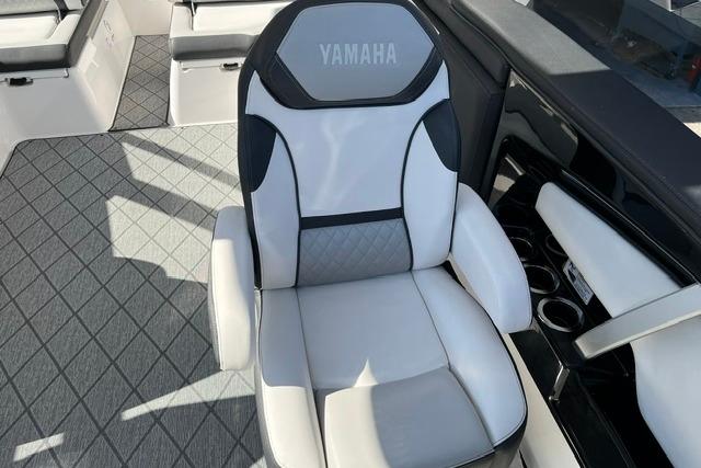 2021 Yamaha Boats 275SD interior with luxurious seating and modern design.