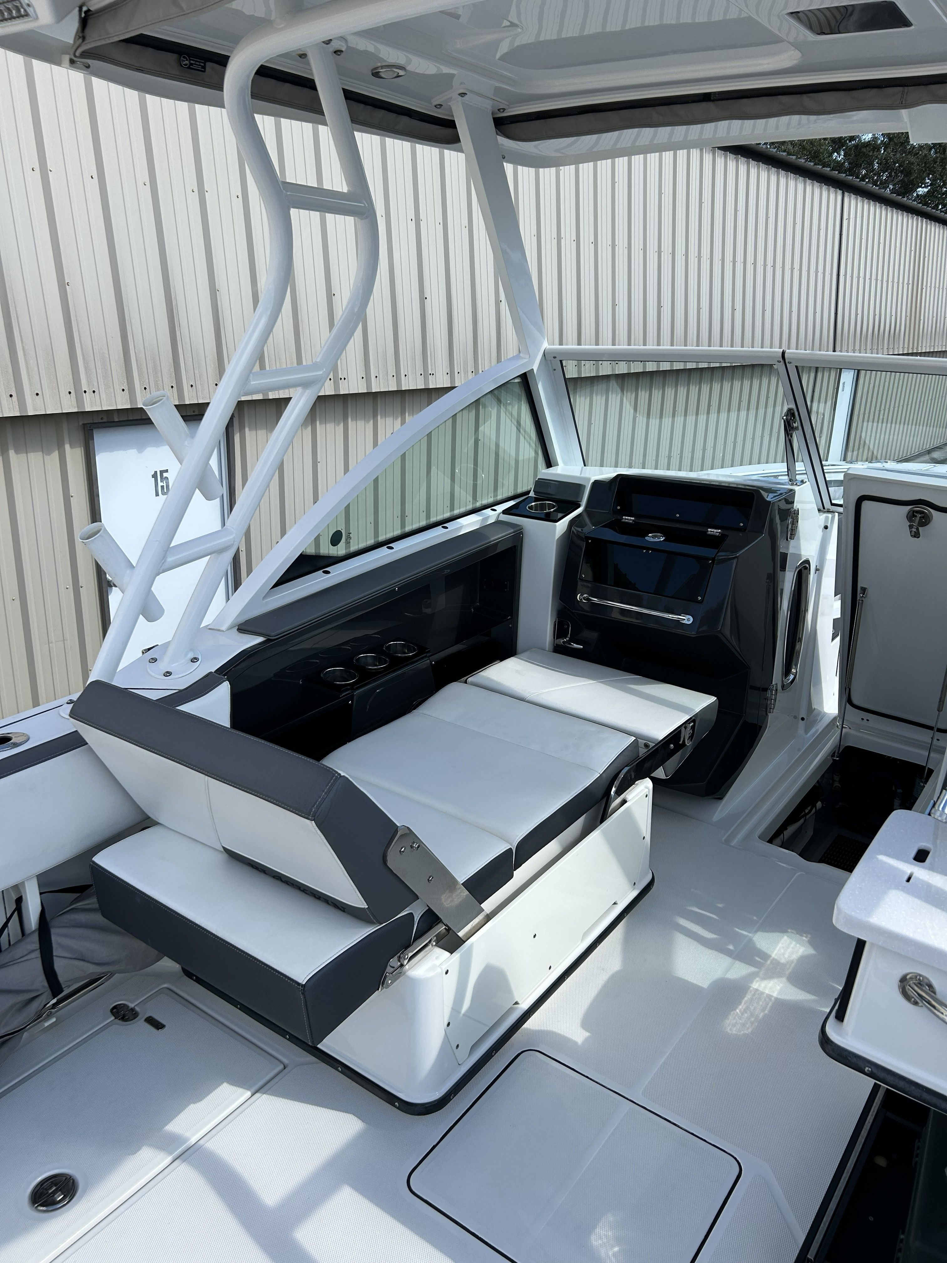 2020 Blackfin 242 / 252 DC - 5