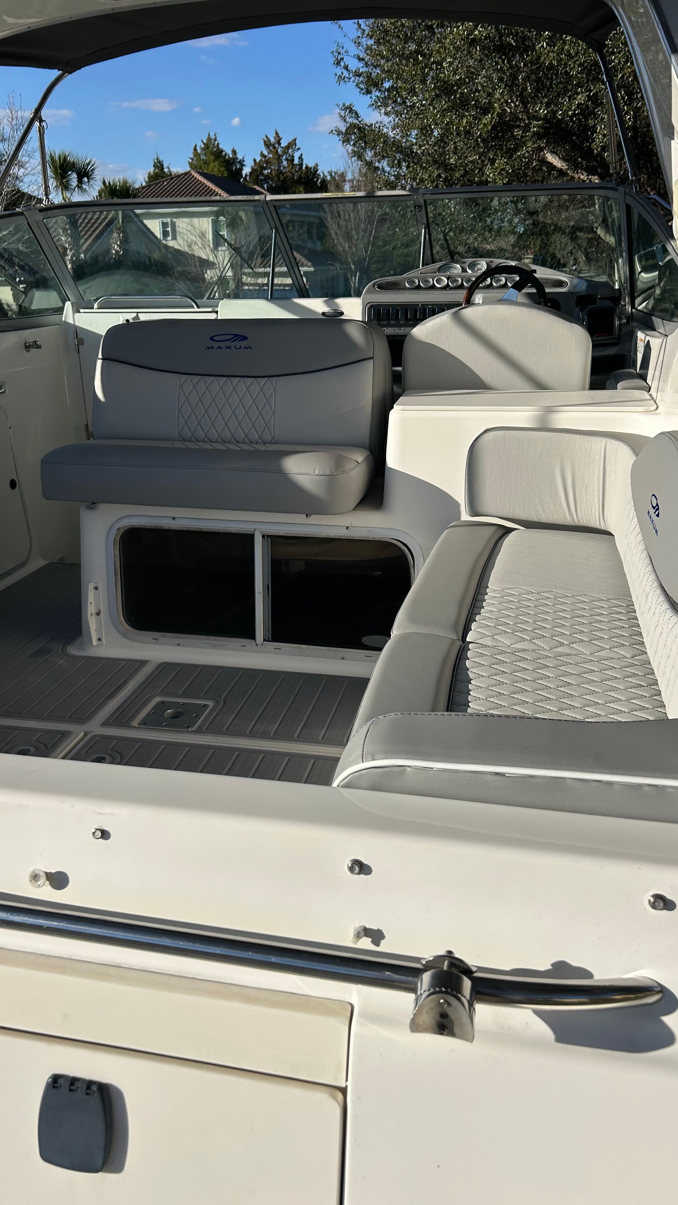 2006 Maxum 3300 SE - 50