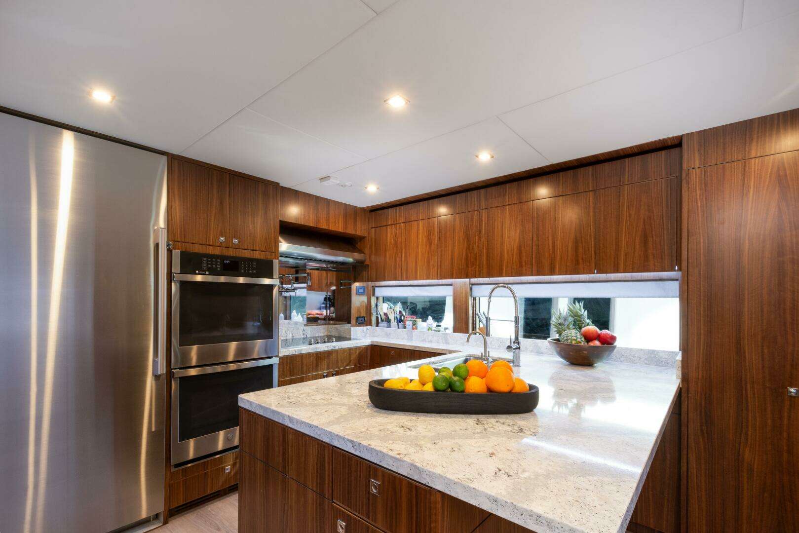 2024 Hargrave Raised Pilothouse - Image 7