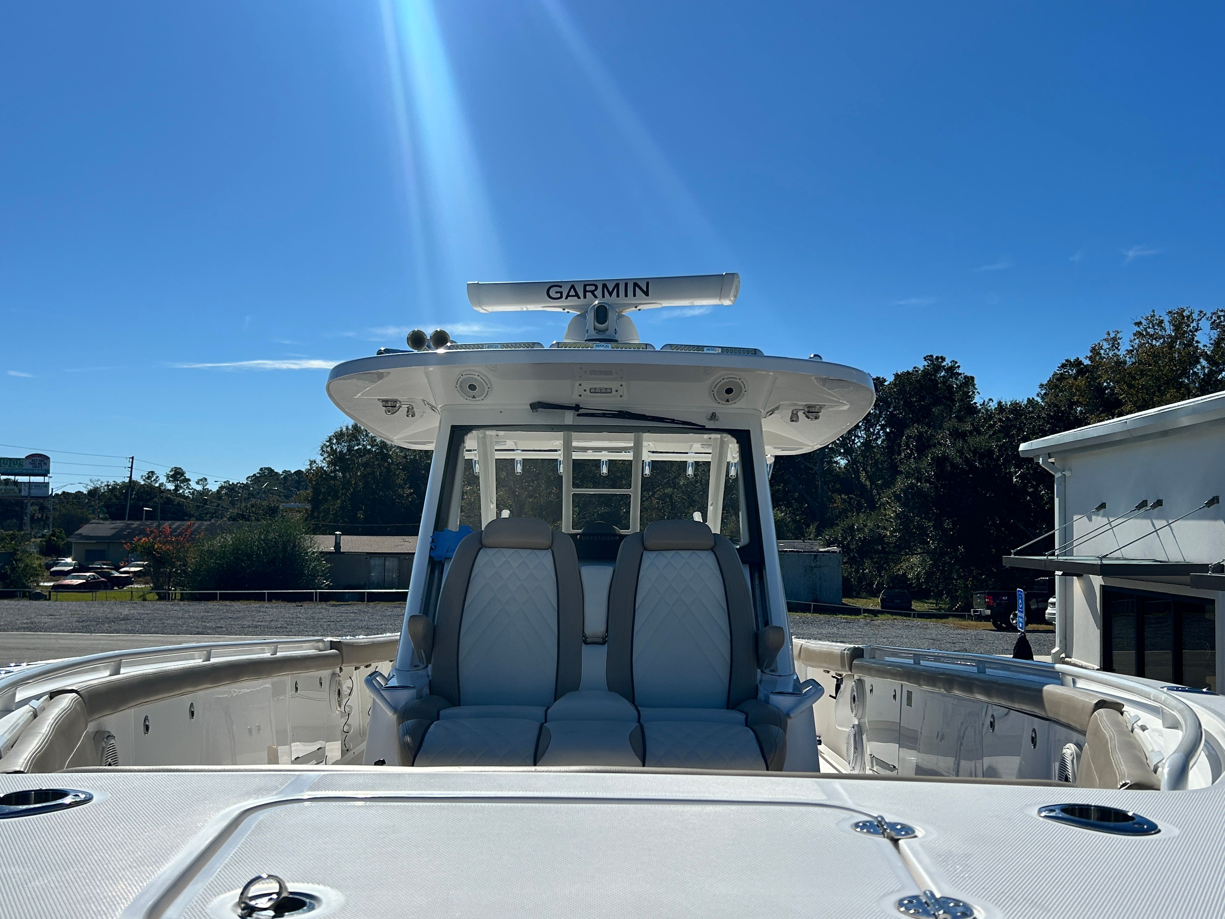 2020 Everglades 395 Center Console - 11