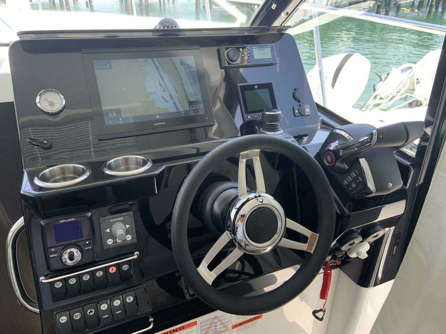 2025 Jeanneau NC 1095 Coupe - Image 4