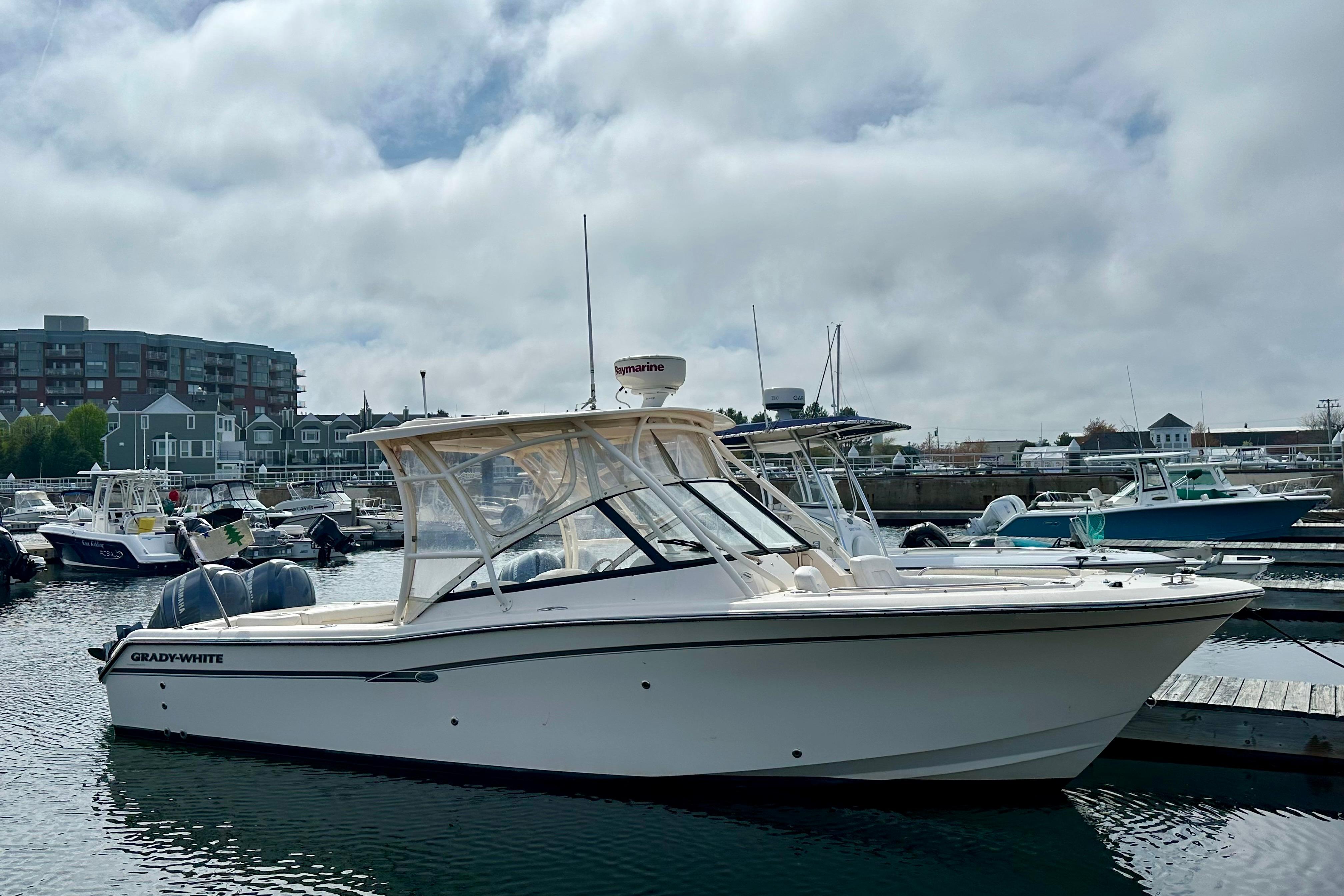 2015 Grady-White Freedom 275