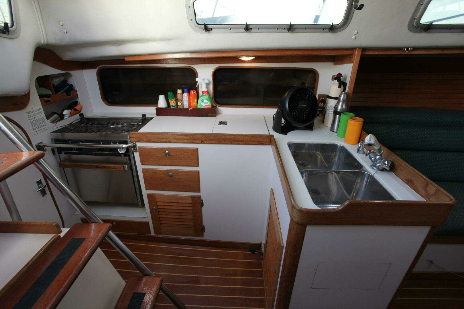 1996 J Boats 120 - Image 88