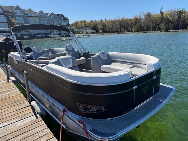 2026 Tahoe 2585 Cascade QL