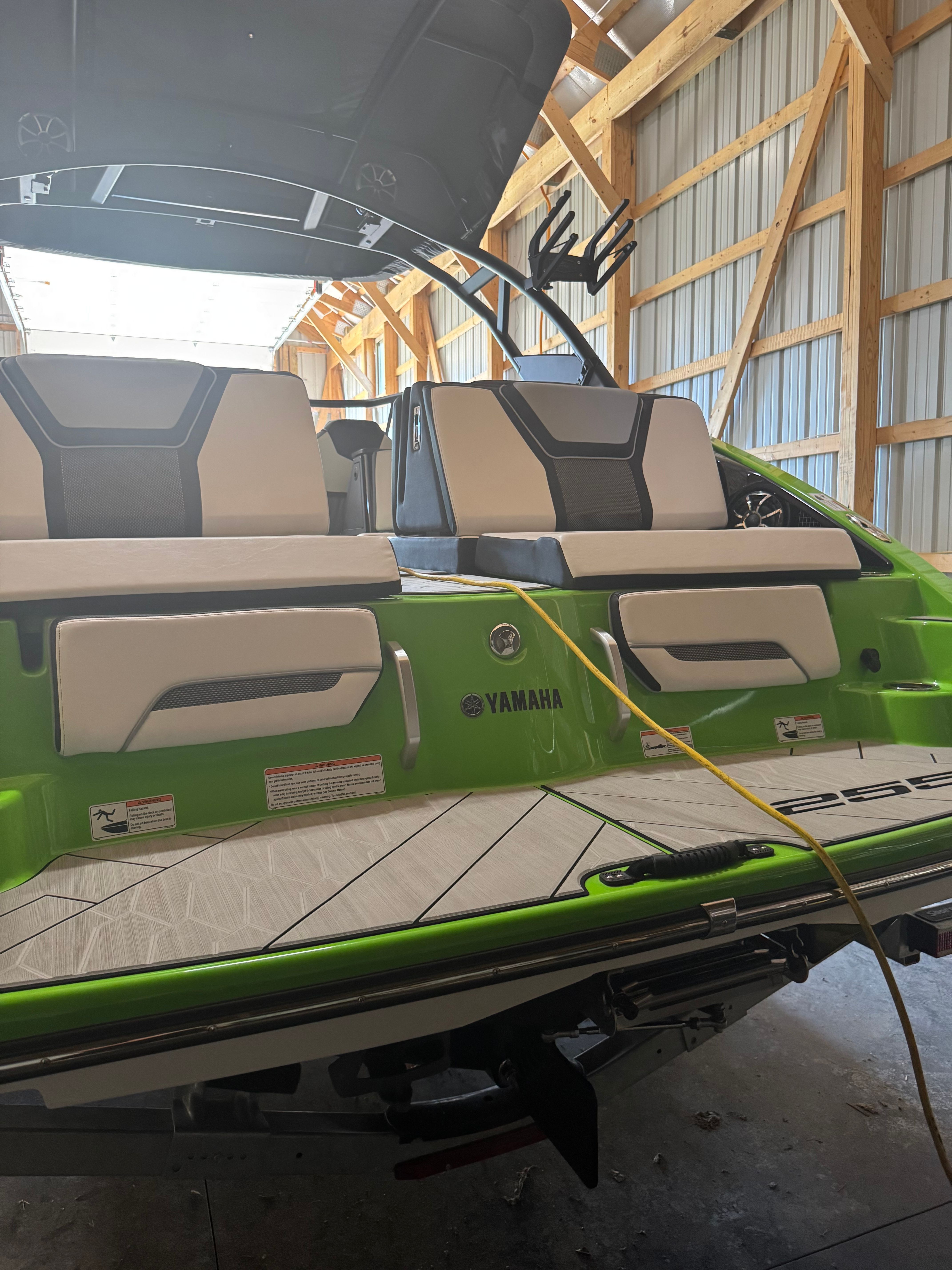 2022 Yamaha Boats 255XD - 76