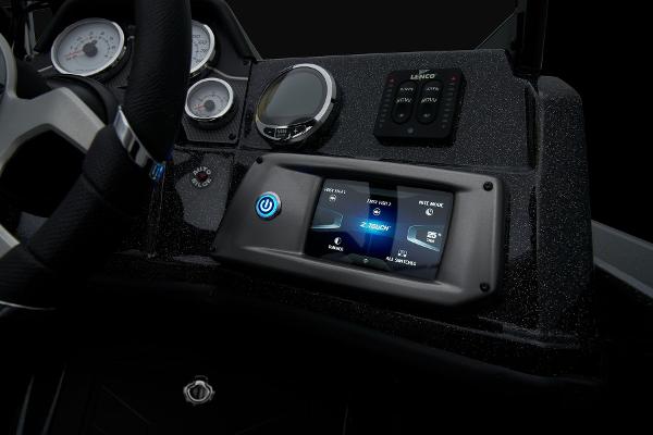2025 Nitro ZV20 Pro - 40