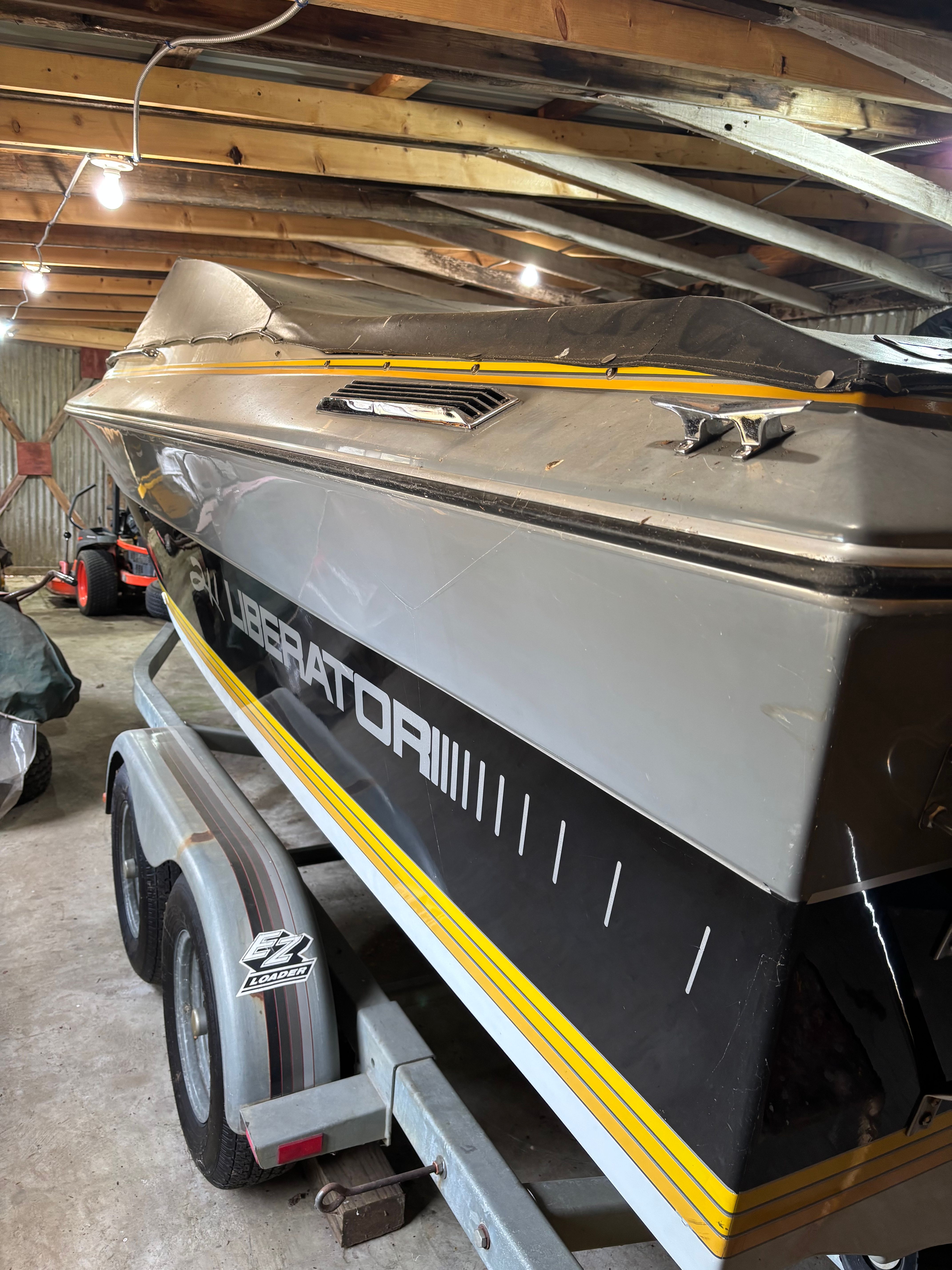 1988 Four Winns Liberator - 2
