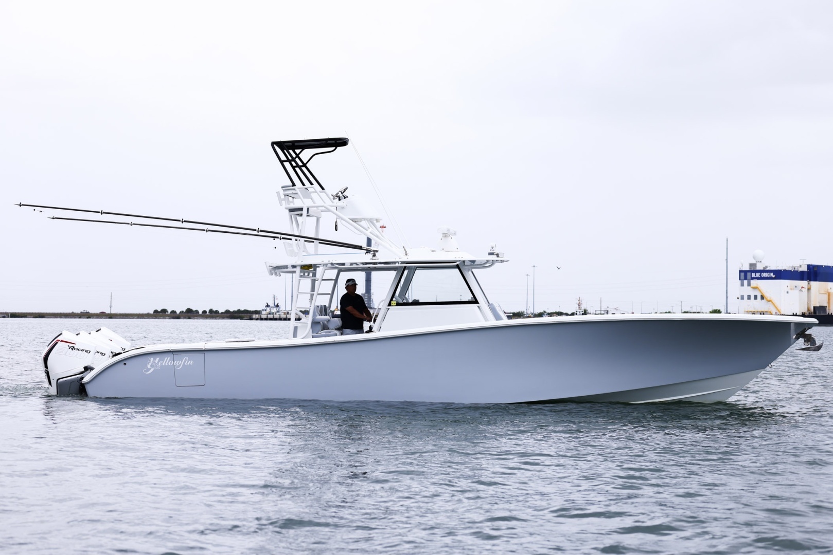 2020 Yellowfin 42 - Image 10