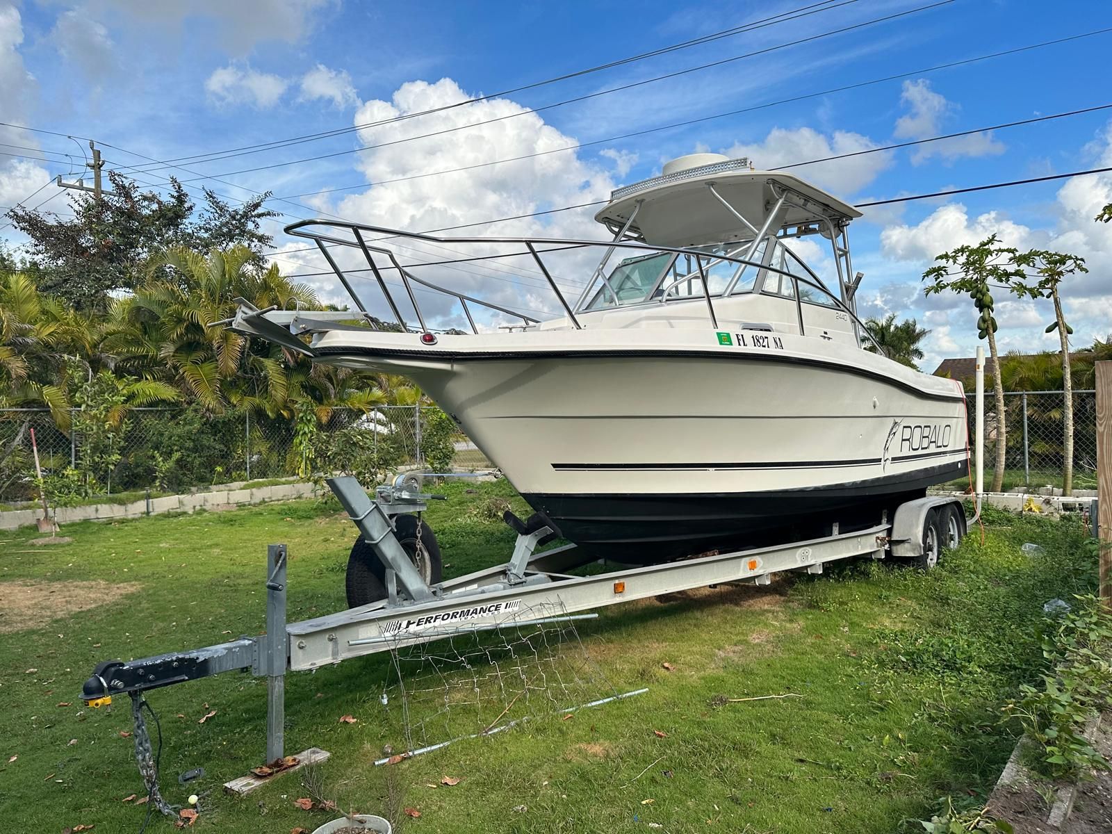 1998 Robalo 2440 Robalo