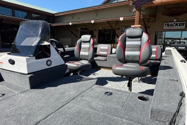 2026 Ranger VS1882SC Reata boat interior with modern seating and dashboard.