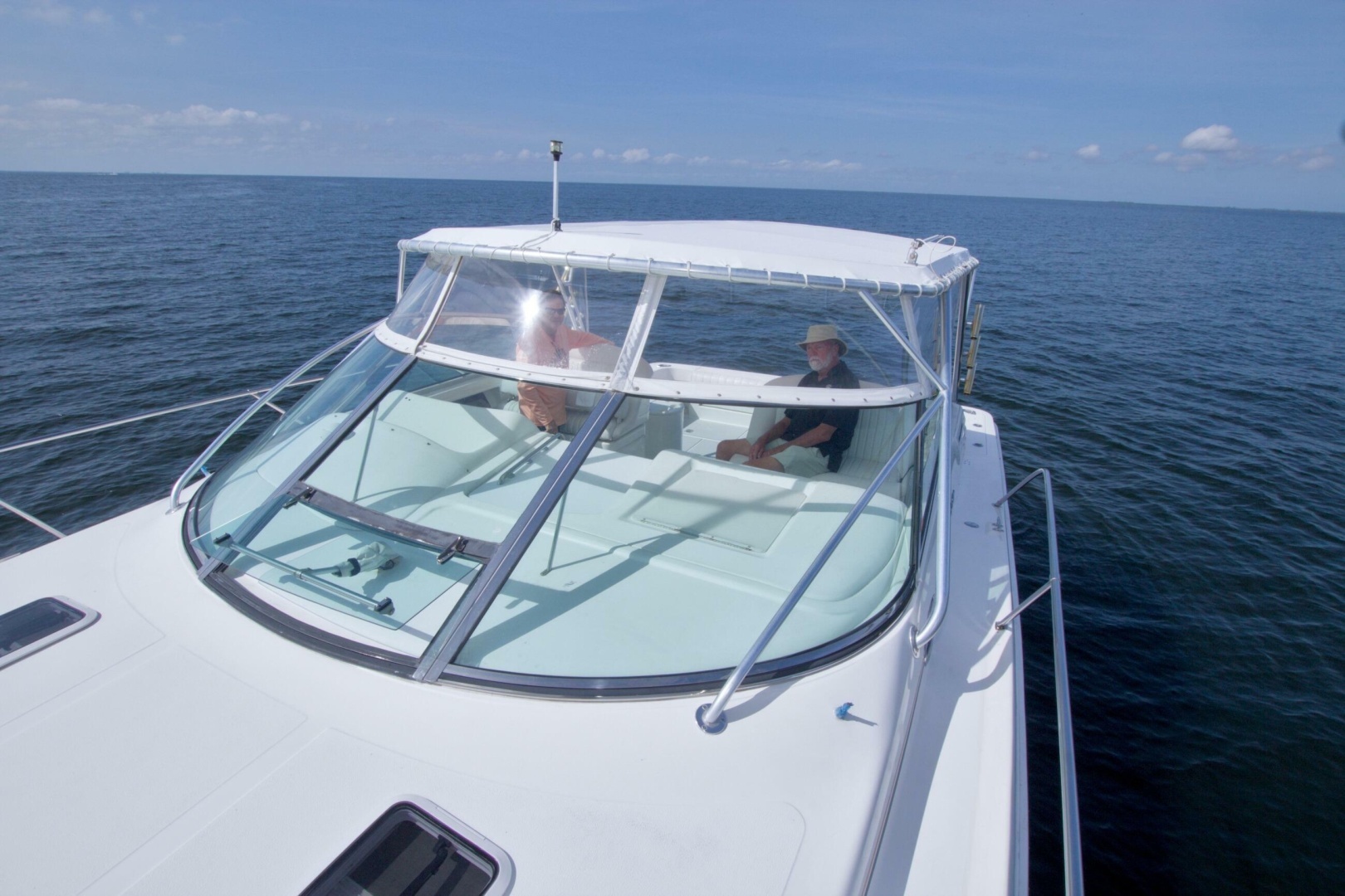 1997 Sea Ray 370 Express Cruiser - Image 17