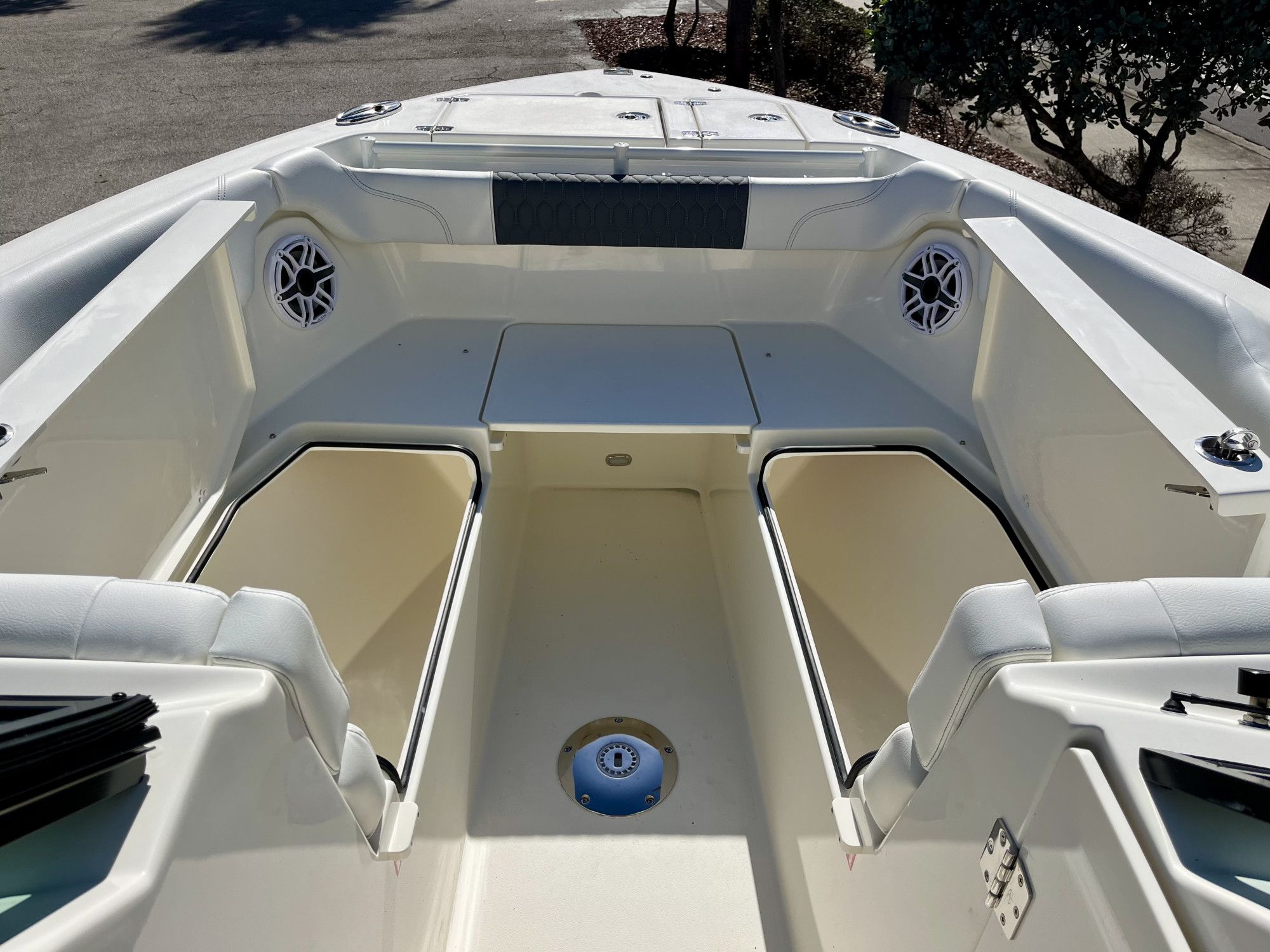 2026 Cobia 280 Dual Console - 22