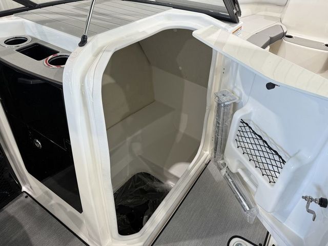 2025 Yamaha Boats AR250 - 18