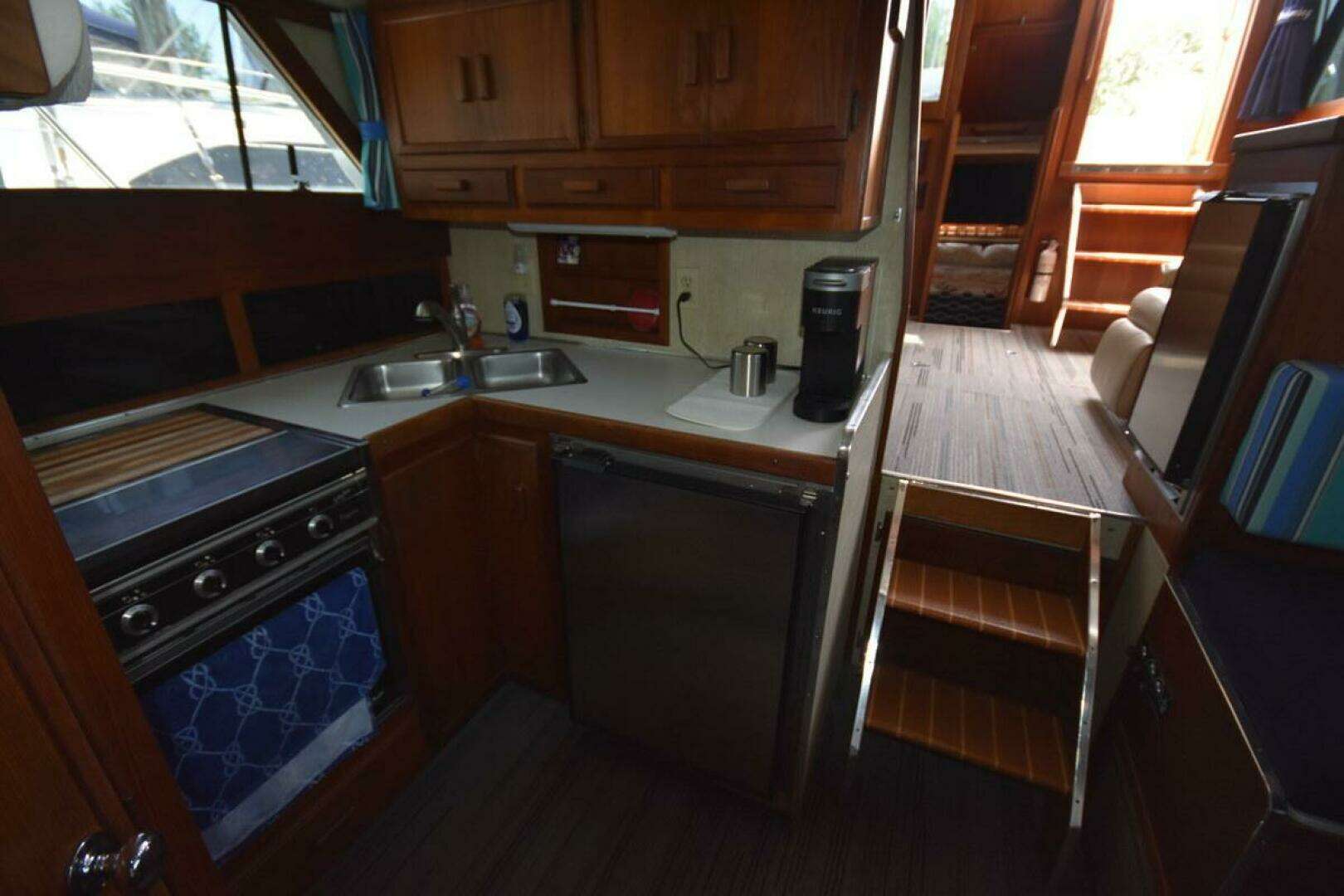 1985 Marinette 39 Double Cabin - Image 51