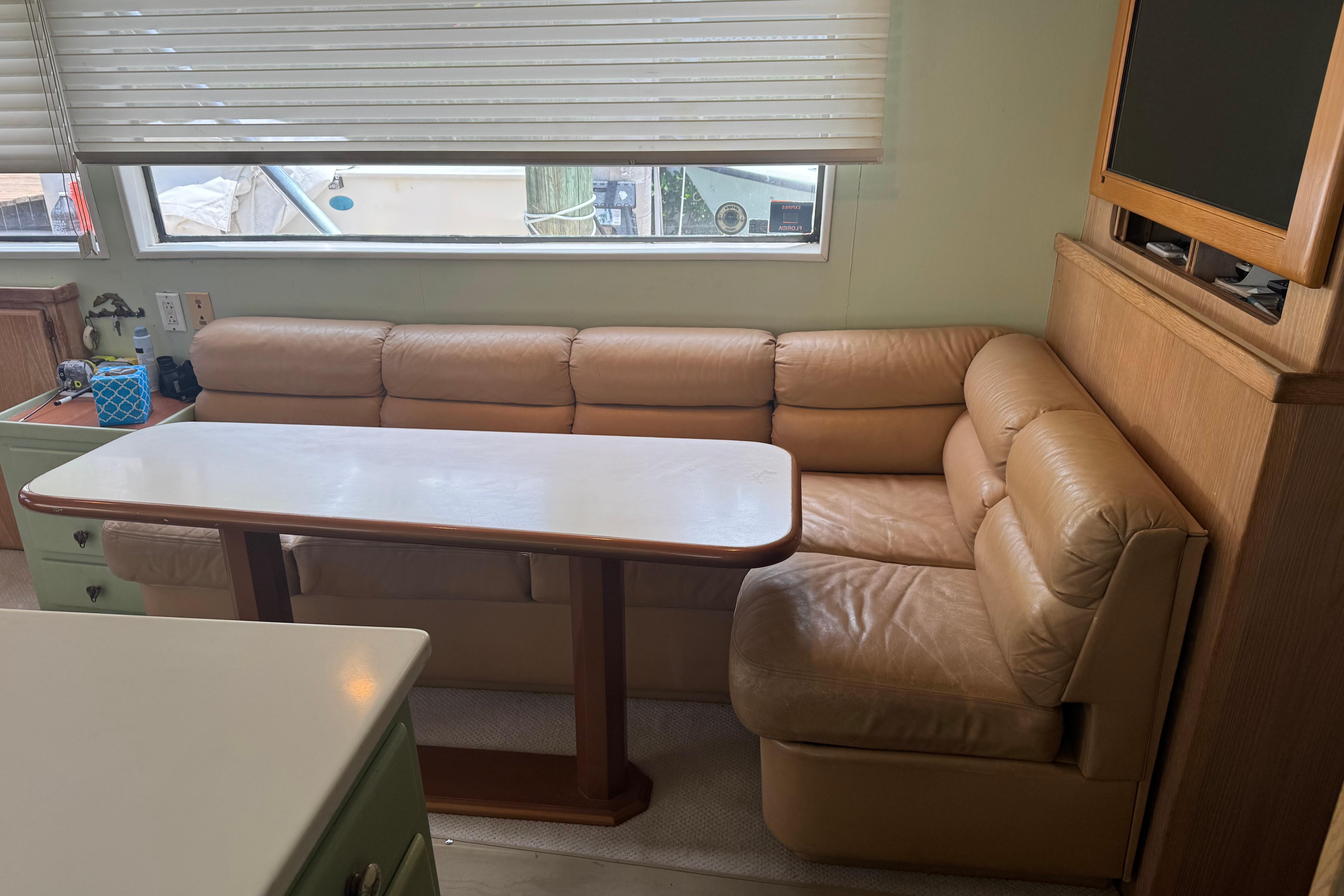 Dining Settee