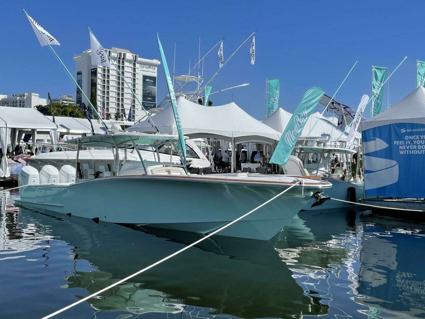 2026 Mag Bay 43 Center Console - Image 102