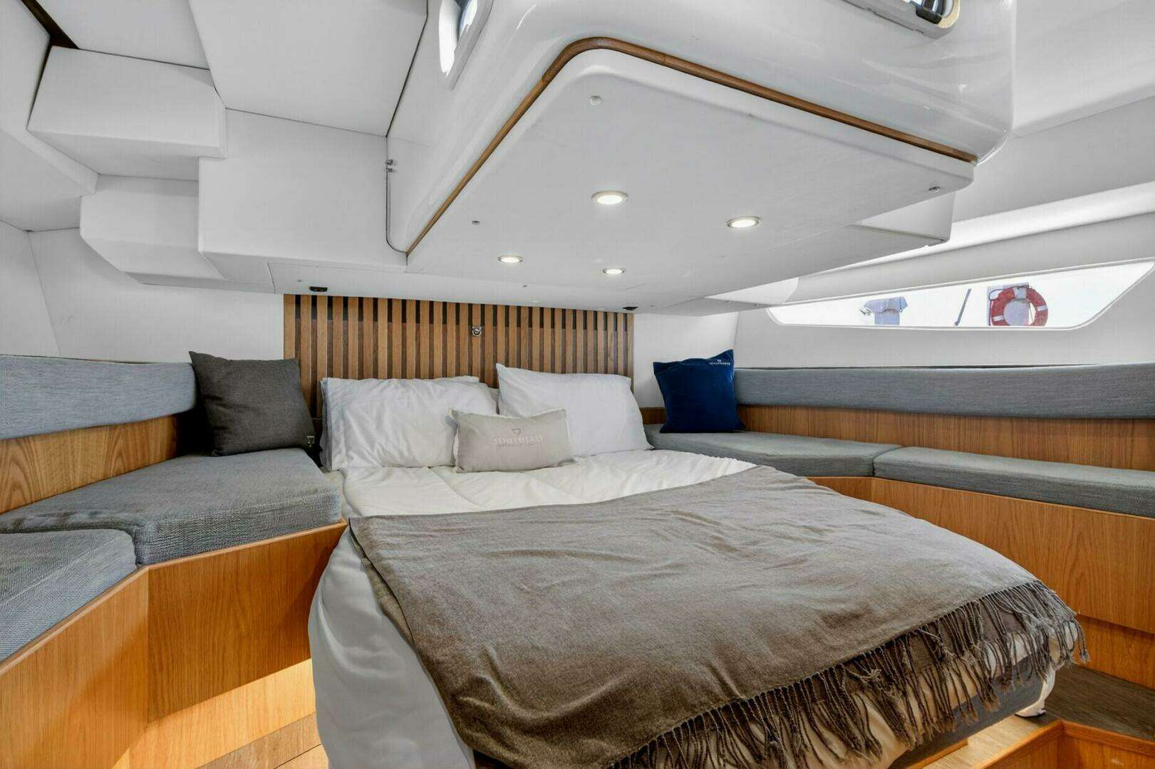 2024 Southerly 420 - Image 37