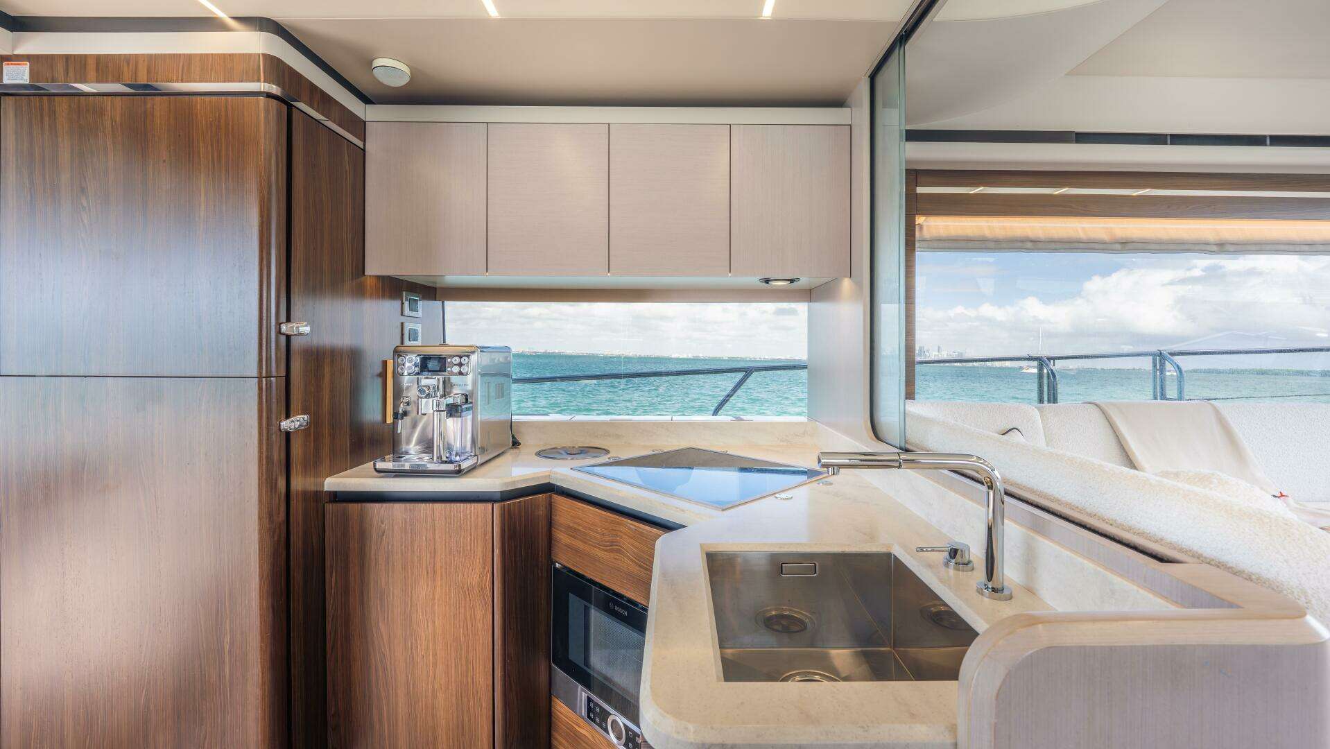 2019 Absolute 58 Fly - Image 16