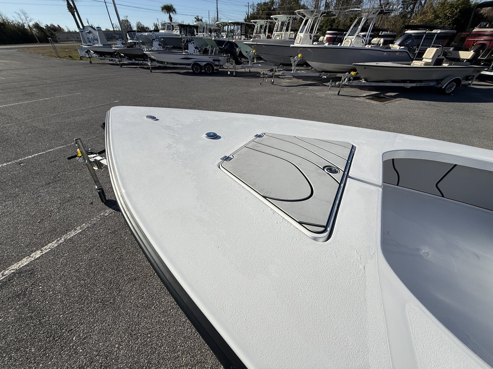 2026 Delta Boatworks D18 CC Guide Series GUIDE SERIES - 6