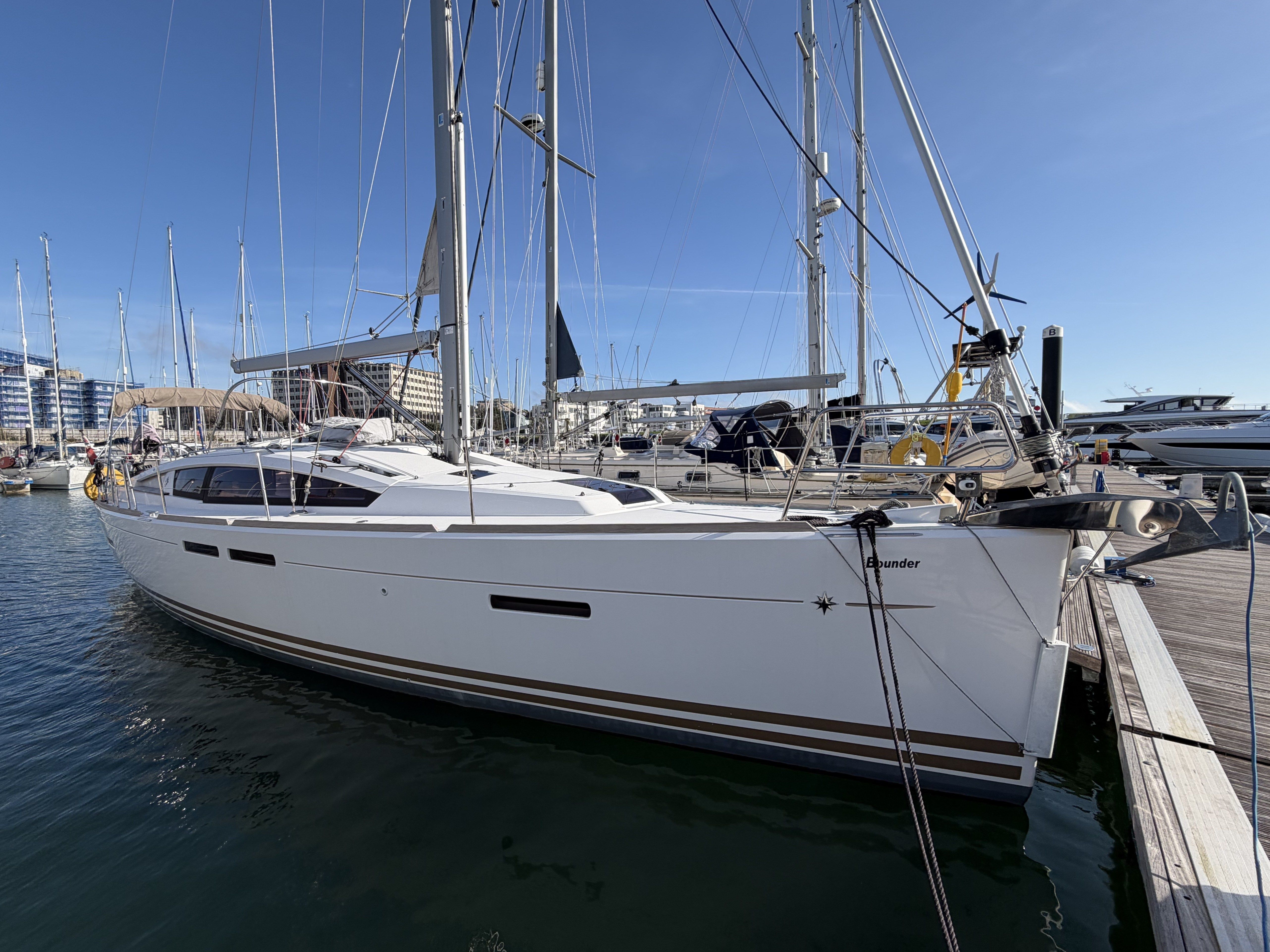 2014 Jeanneau Sun Odyssey 41 DS