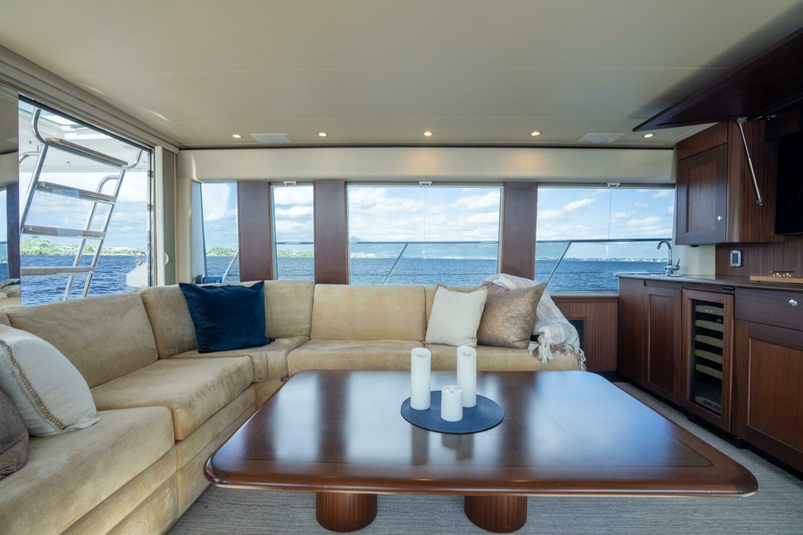 2009 Pacific Mariner 65 Motor Yacht - Image 41