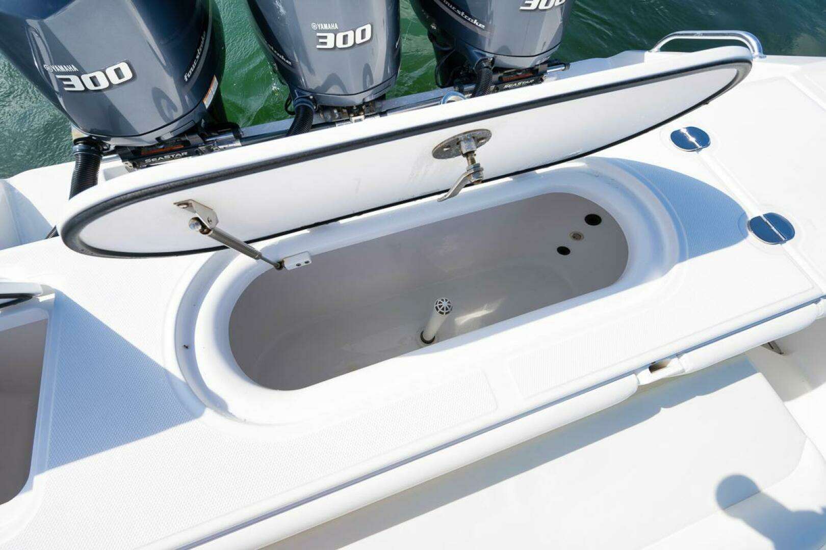 2013 Bahama — - Image 72