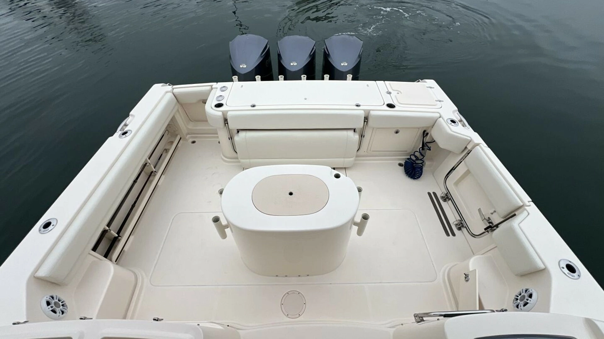 2018 Grady-White 370 Express - Image 17