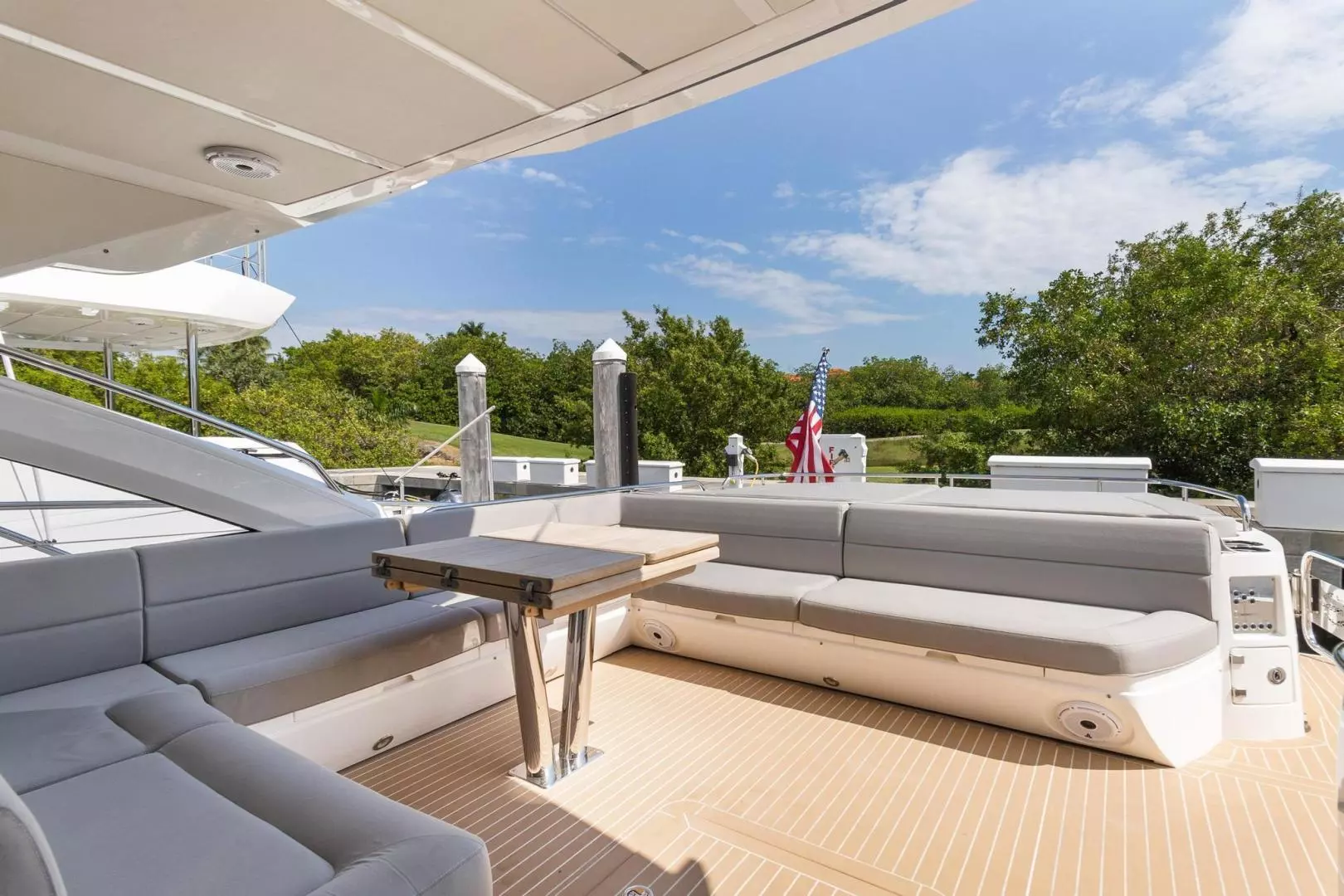 2018 Sunseeker Predator 68 - Image 15