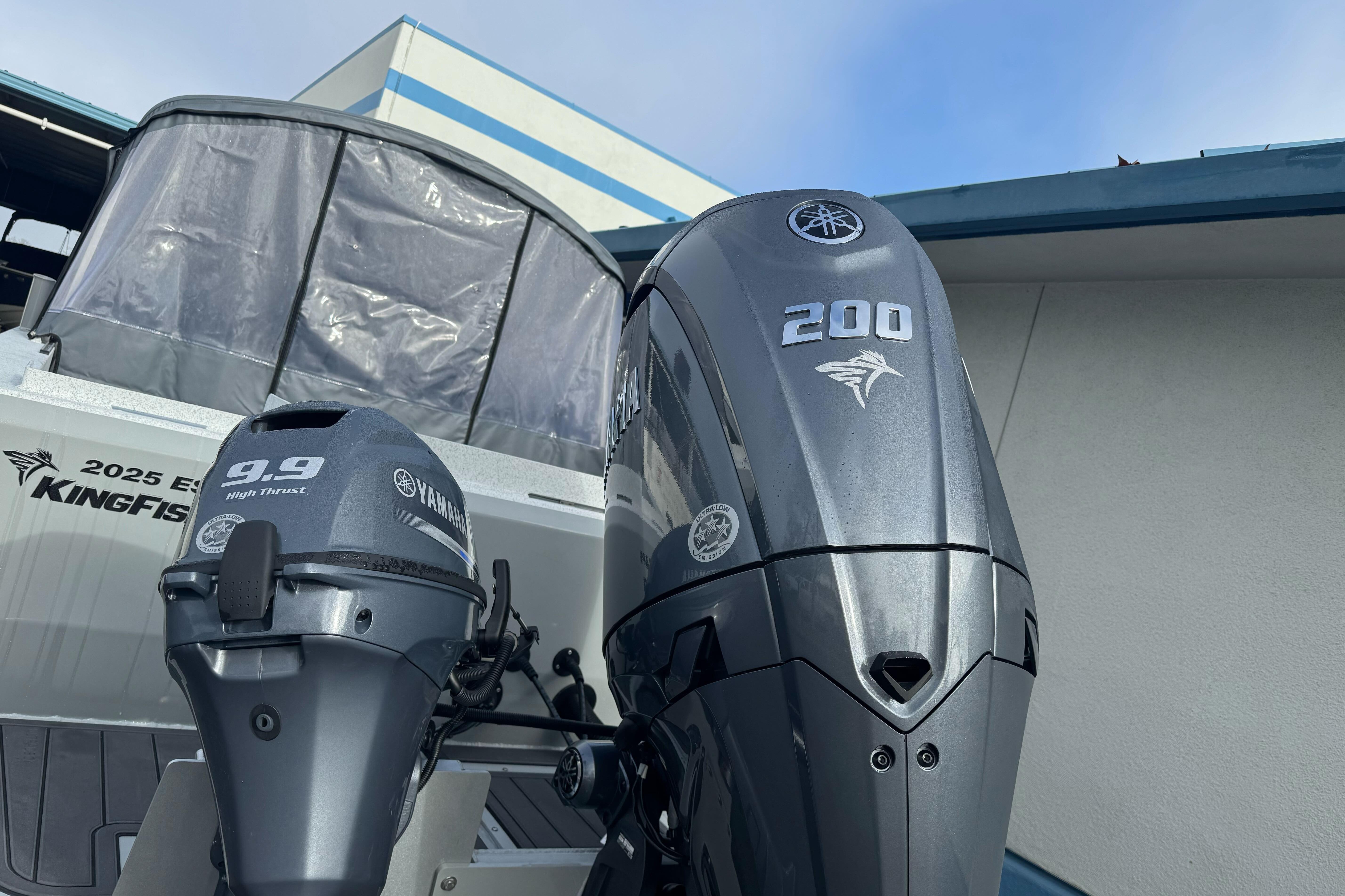 2026 KingFisher 2025 Escape boat with Yamaha 200 and 9.9 high thrust engines.