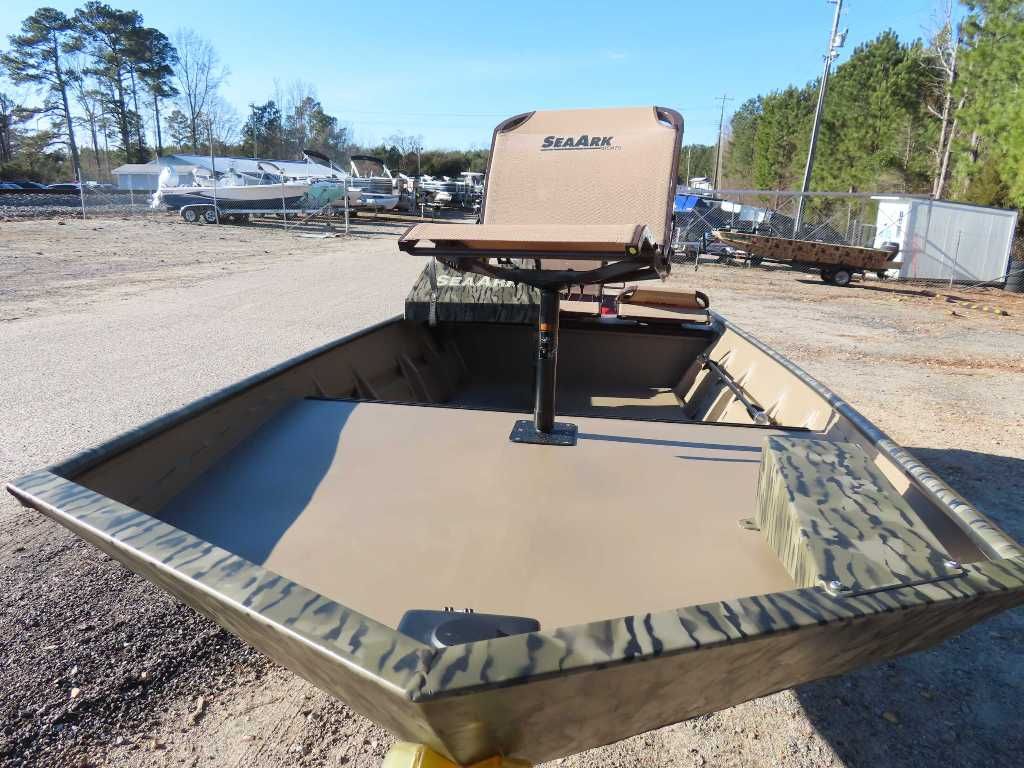 2026 SeaArk 1648 Special Suzuki 30 Trailer - 13