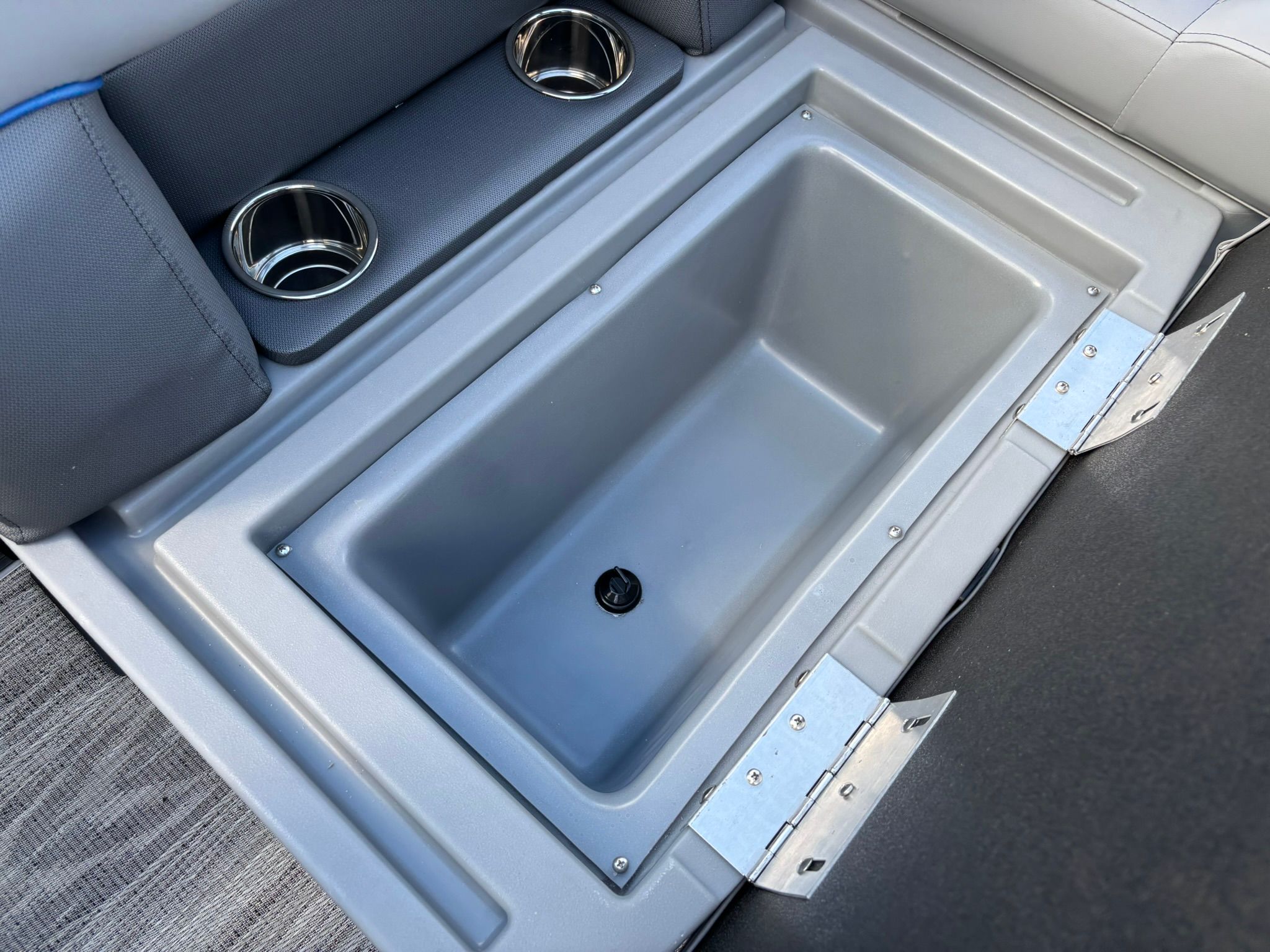 2027 Bentley Pontoons 223 Bolt - 29