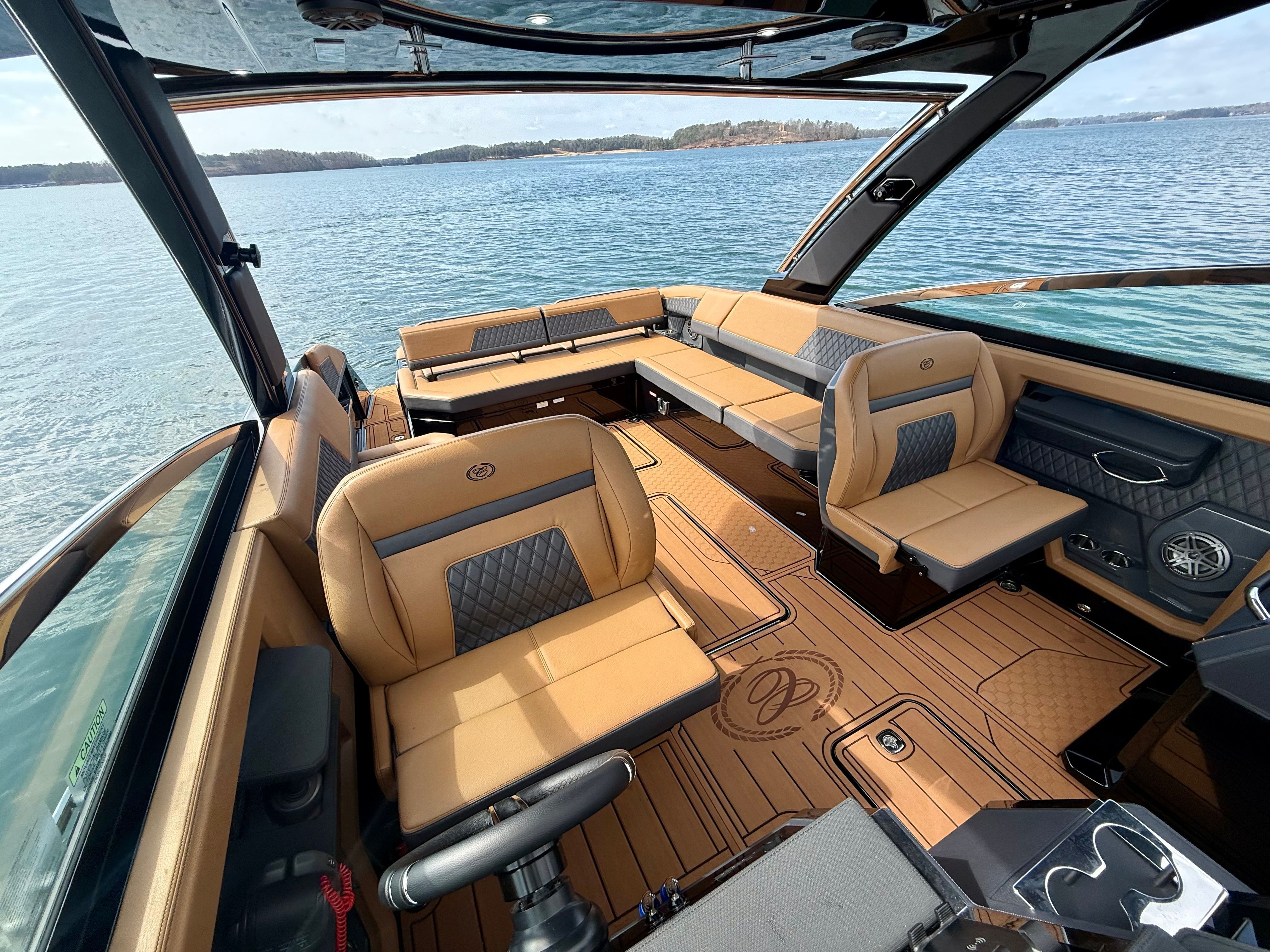 2026 COBALT R33 SURF - Image 26