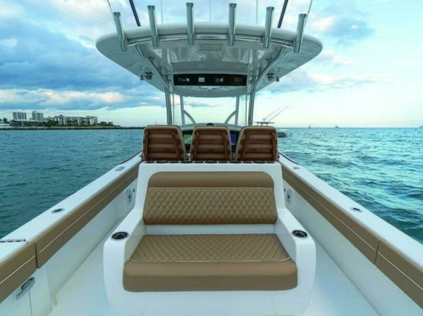 2027 Valhalla Boatworks V-37 - Image 9