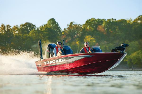 2025 Tracker Savage 215 - 92