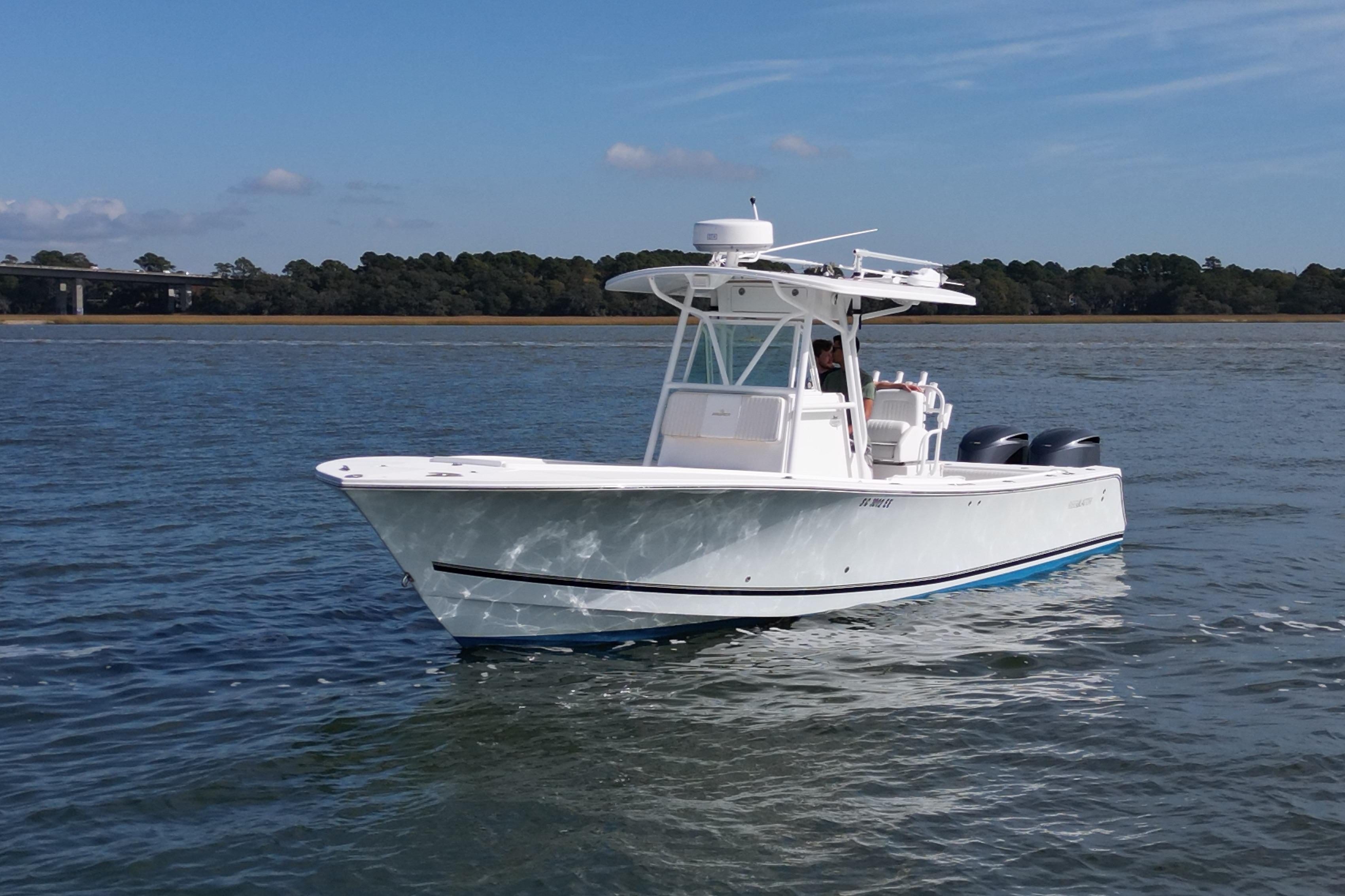 2008 Regulator 32 Forward Seating