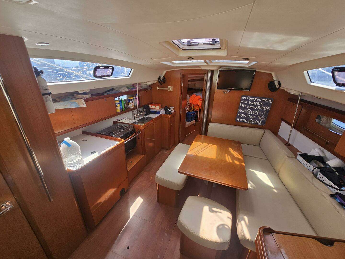 2009 Beneteau Cyclades 43.3 - Image 20