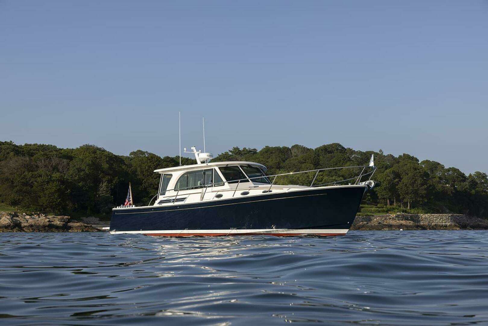 2027 Back Cove 412 - Image 2