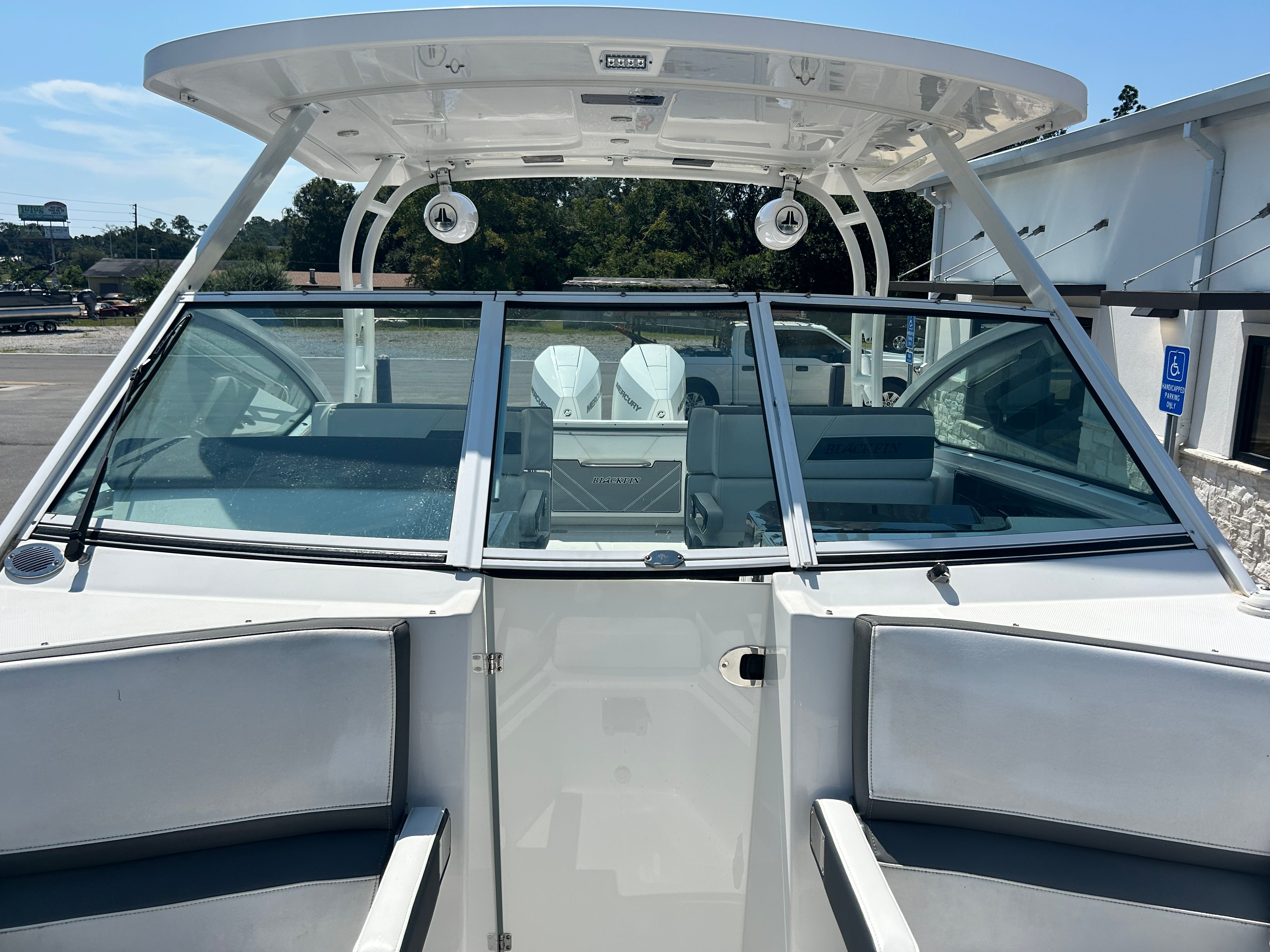 2019 Blackfin 272 DC - 15