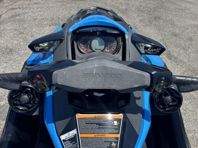 2018 Sea-Doo RXT® 230 IBR & Sound System - 9