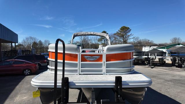 2025 Bennington M Quad Bench 24 MFB - 8